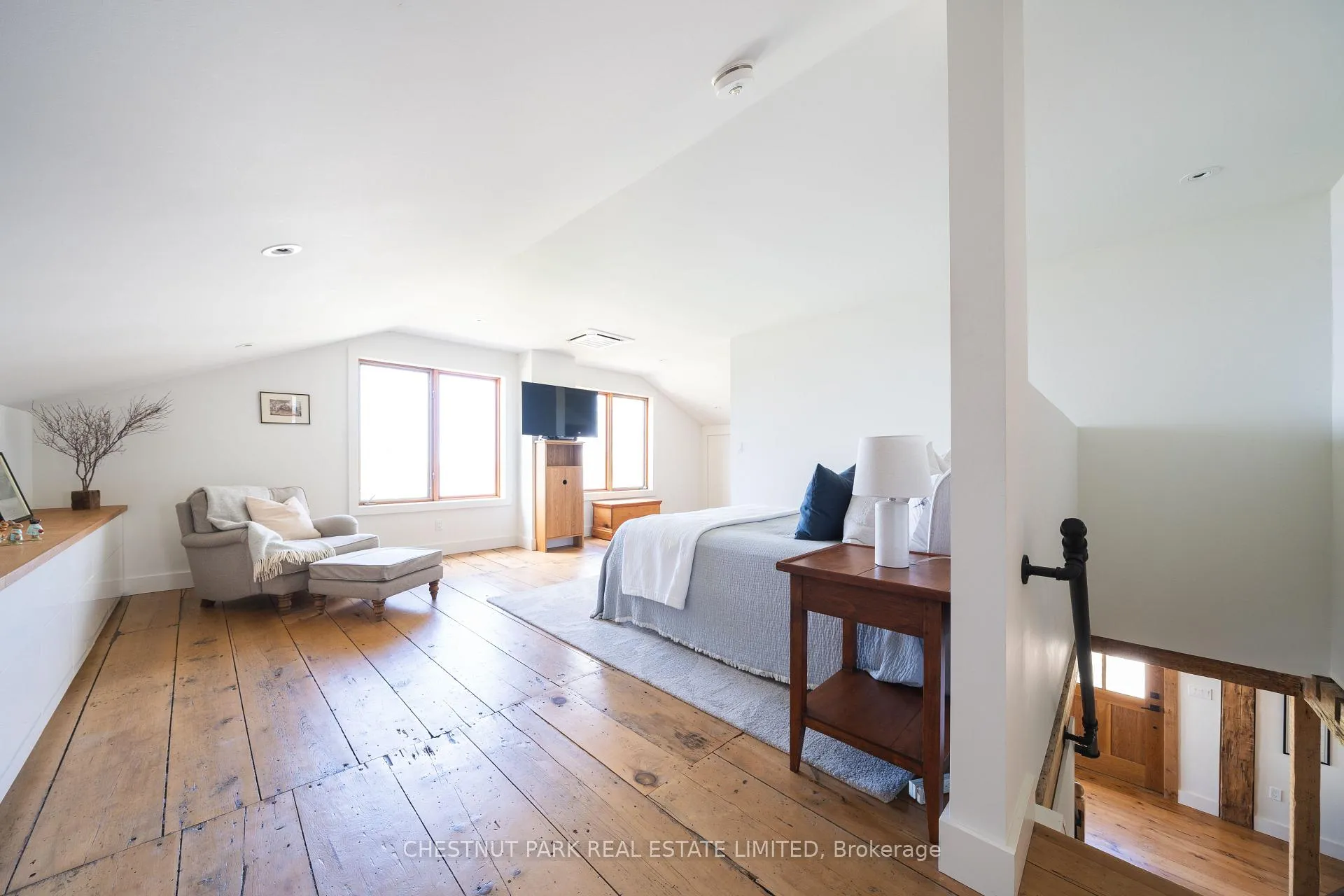 Photo 31 of 5 Solmes Street, Prince Edward County, Sophiasburg Ward — HOMEH