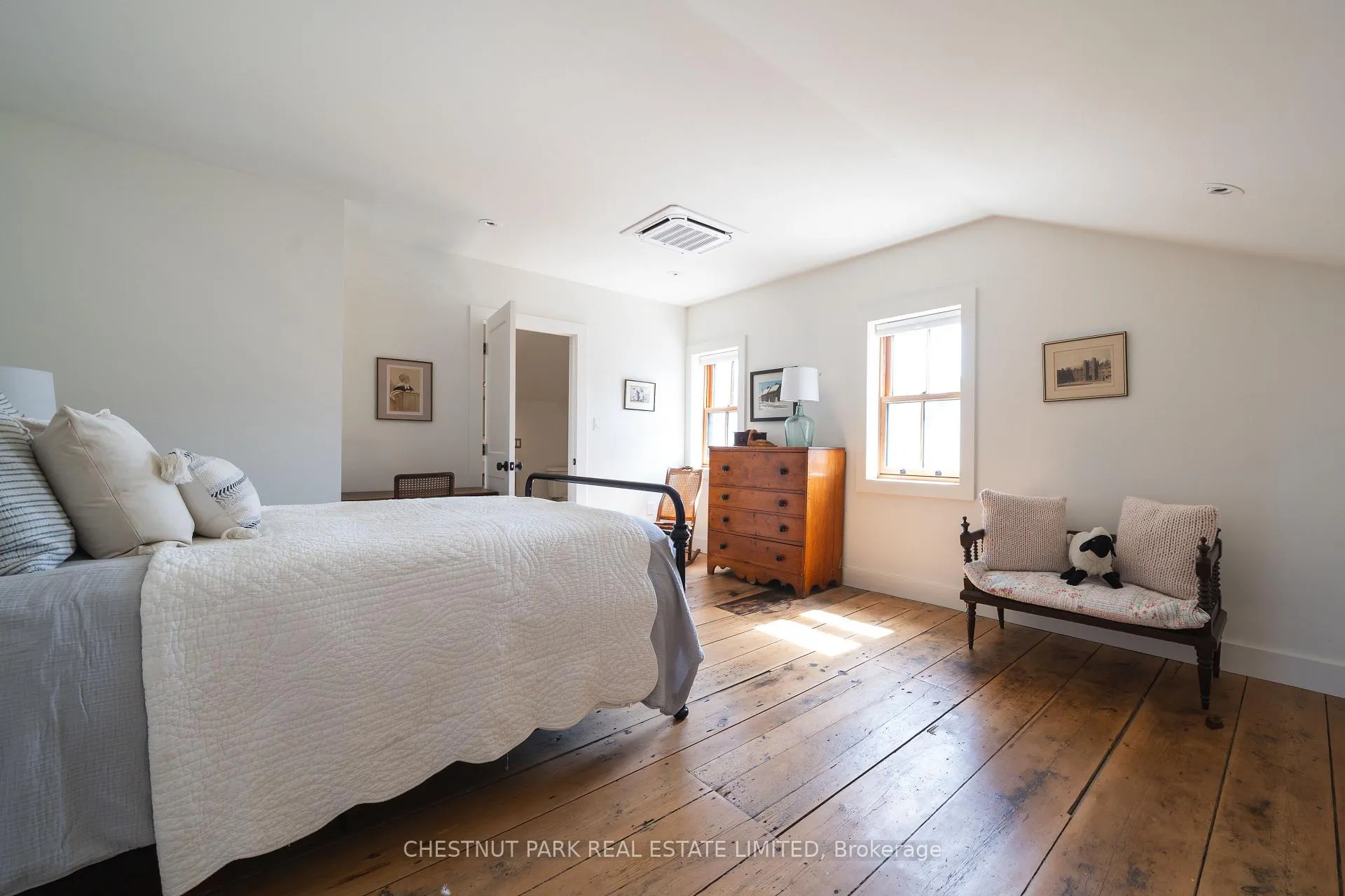 Photo 39 of 5 Solmes Street, Prince Edward County, Sophiasburg Ward — HOMEH
