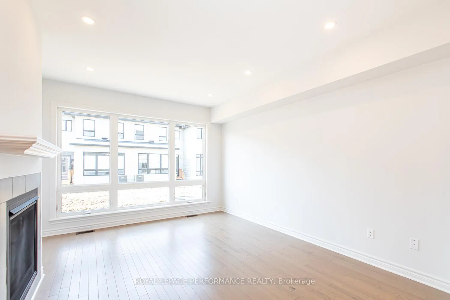Photo 21 of 635 Cordelette Circle, Ottawa, Mer Bleue/Bradley Estates/Anderson Park — HOMEH