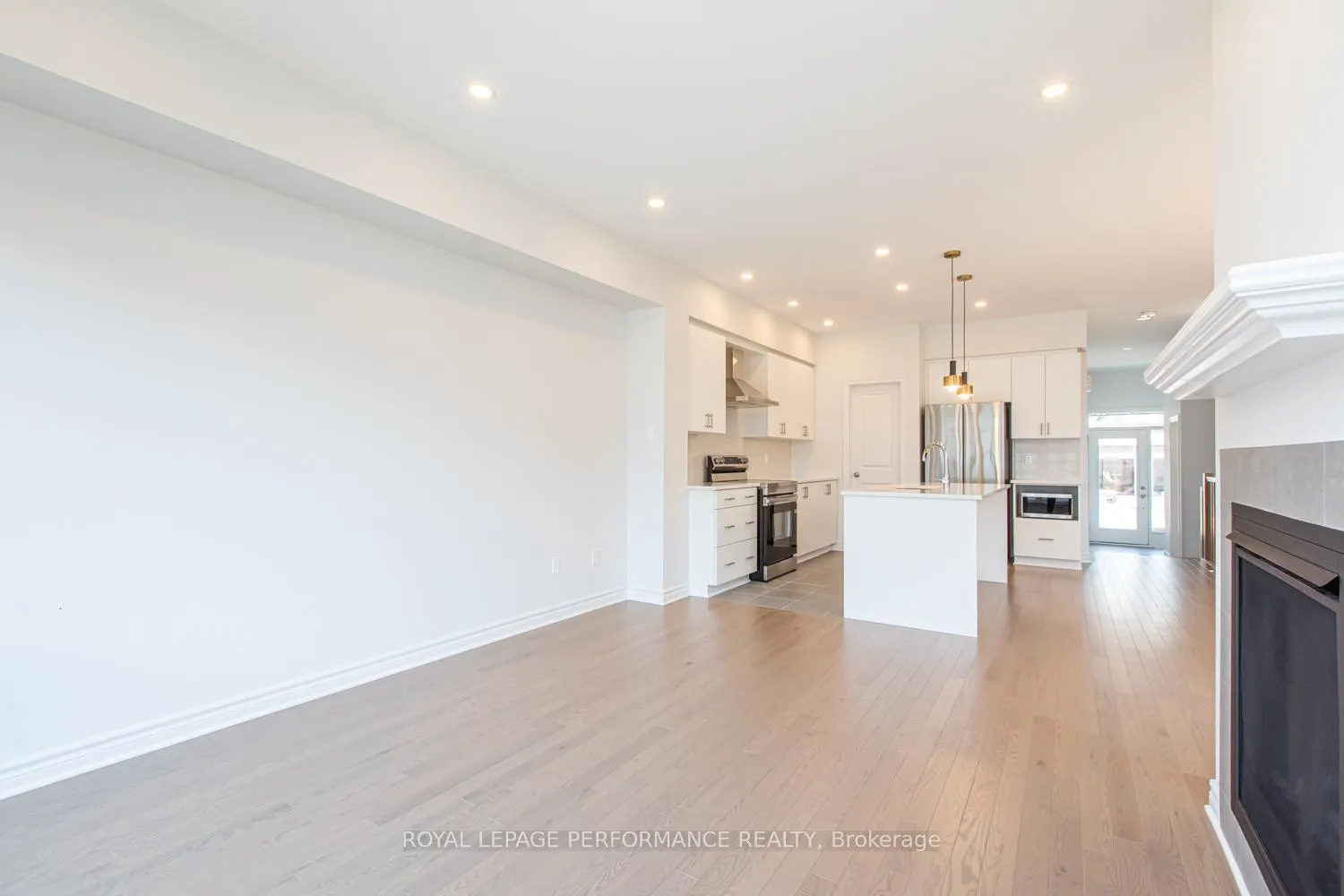 Photo 22 of 635 Cordelette Circle, Ottawa, Mer Bleue/Bradley Estates/Anderson Park — HOMEH