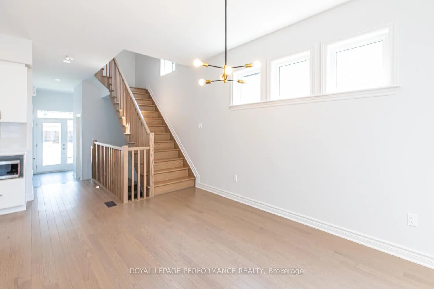 Photo 24 of 635 Cordelette Circle, Ottawa, Mer Bleue/Bradley Estates/Anderson Park — HOMEH