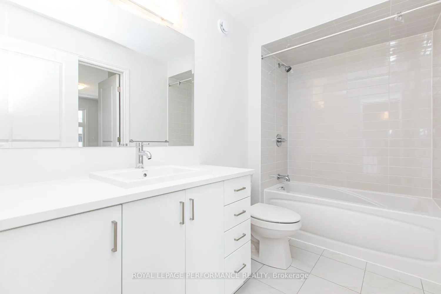 Photo 34 of 635 Cordelette Circle, Ottawa, Mer Bleue/Bradley Estates/Anderson Park — HOMEH