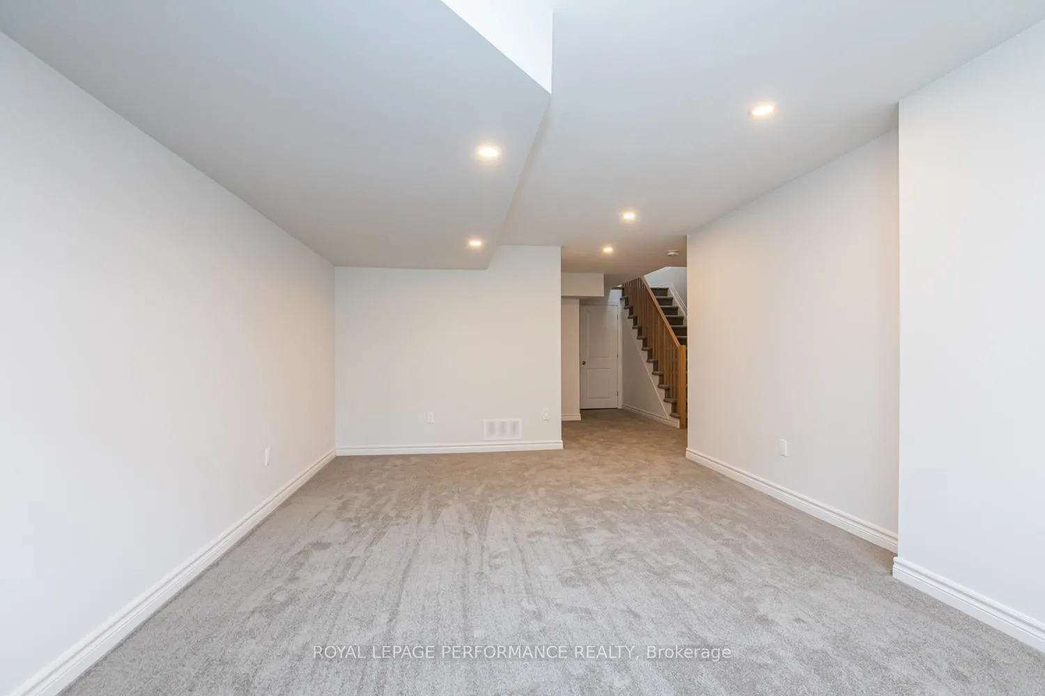 Photo 42 of 635 Cordelette Circle, Ottawa, Mer Bleue/Bradley Estates/Anderson Park — HOMEH