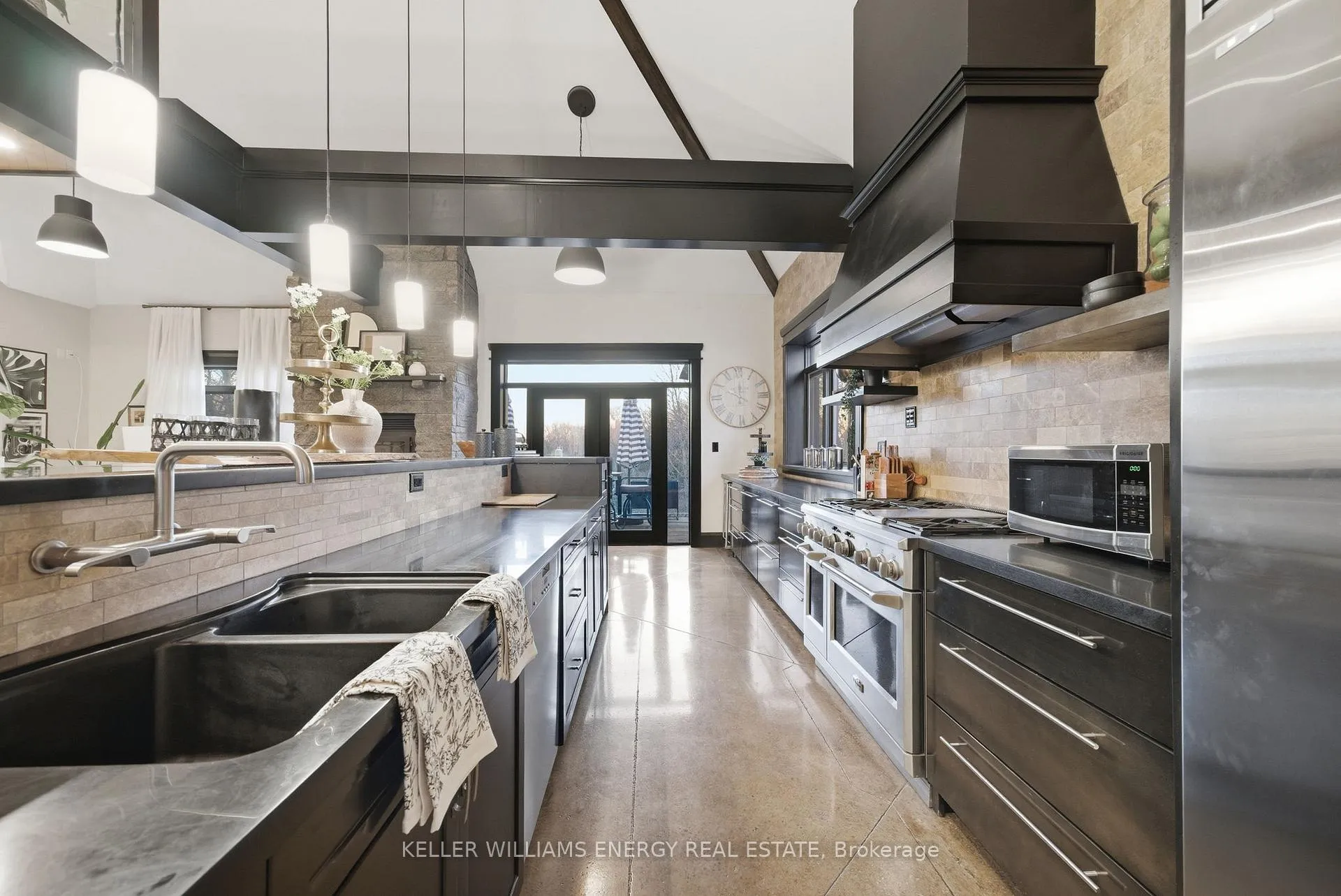 Photo 8 of 4858 Trulls Road, Clarington, Rural Clarington — HOMEH