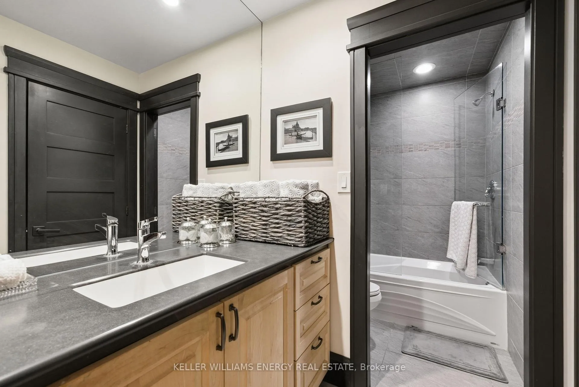 Photo 25 of 4858 Trulls Road, Clarington, Rural Clarington — HOMEH
