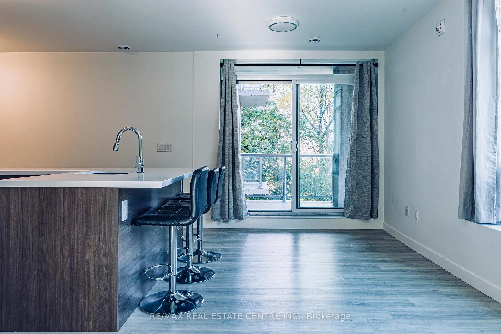 Photo 11 of Unit 208, 455 Charlton Avenue E, Hamilton, Stinson — HOMEH