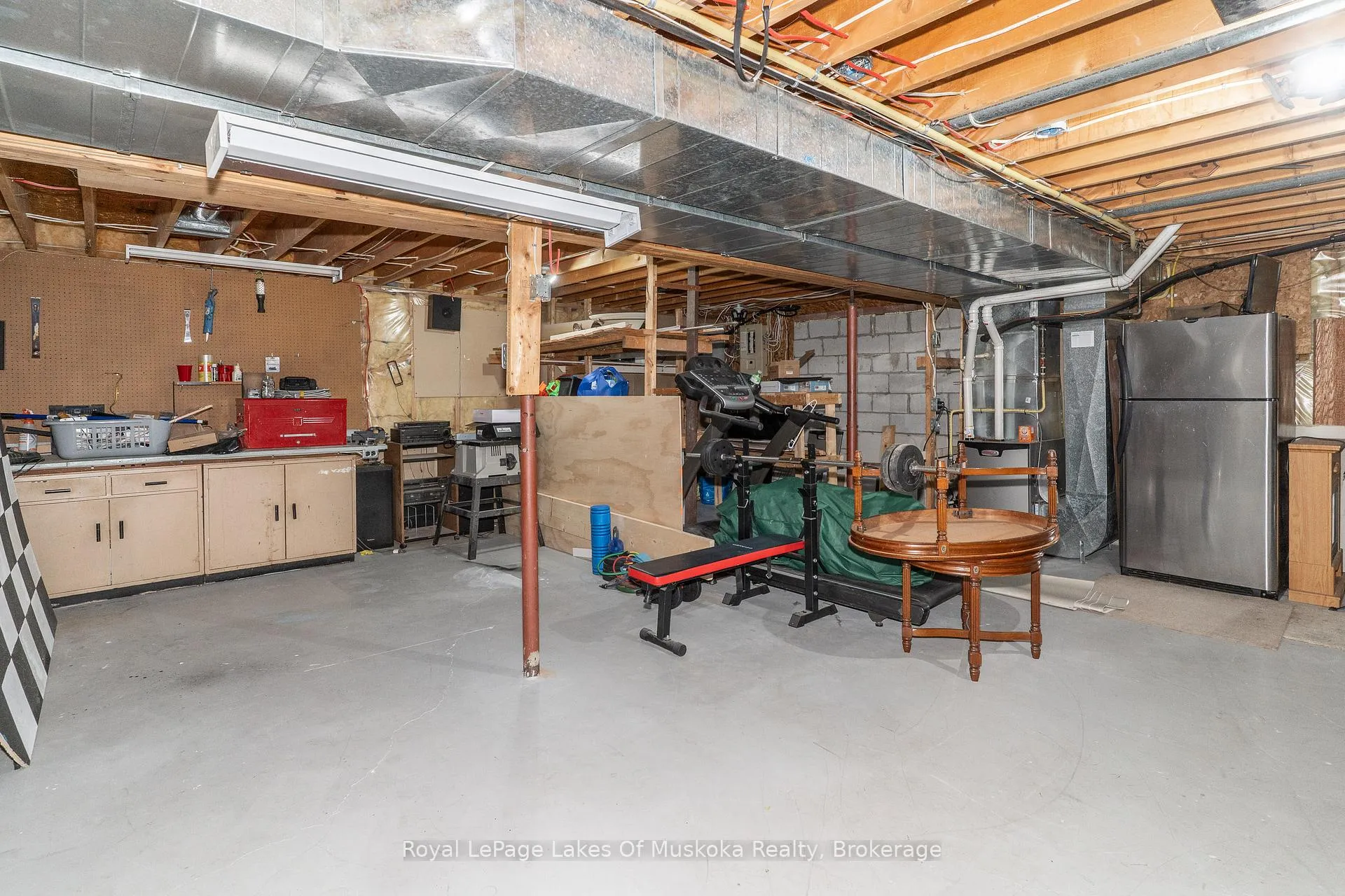 Photo 34 of 220 Alexander Street, Gravenhurst, Muskoka (S) — HOMEH