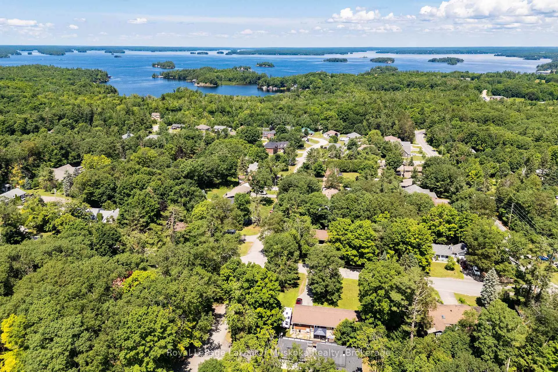 Photo 46 of 220 Alexander Street, Gravenhurst, Muskoka (S) — HOMEH