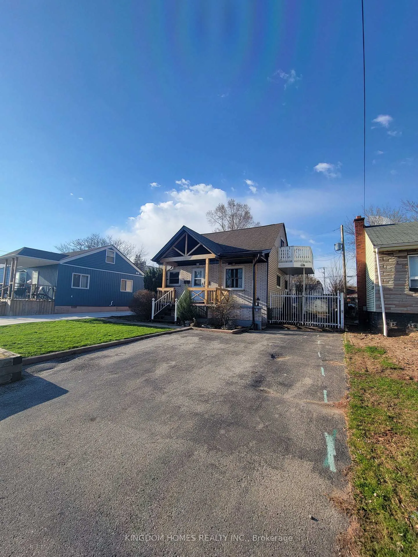 Photo 20 of Unit BASEMENT, 32 Goggin Avenue, Hamilton, Normanhurst — HOMEH