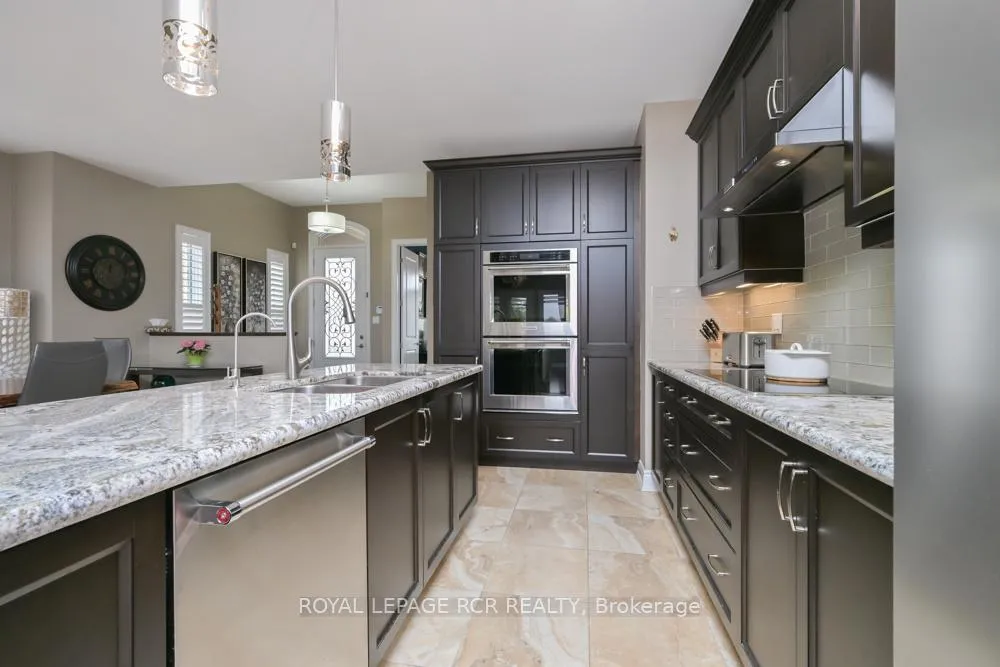 Photo 8 of 22 Westmount Drive, New Tecumseth, Alliston — HOMEH