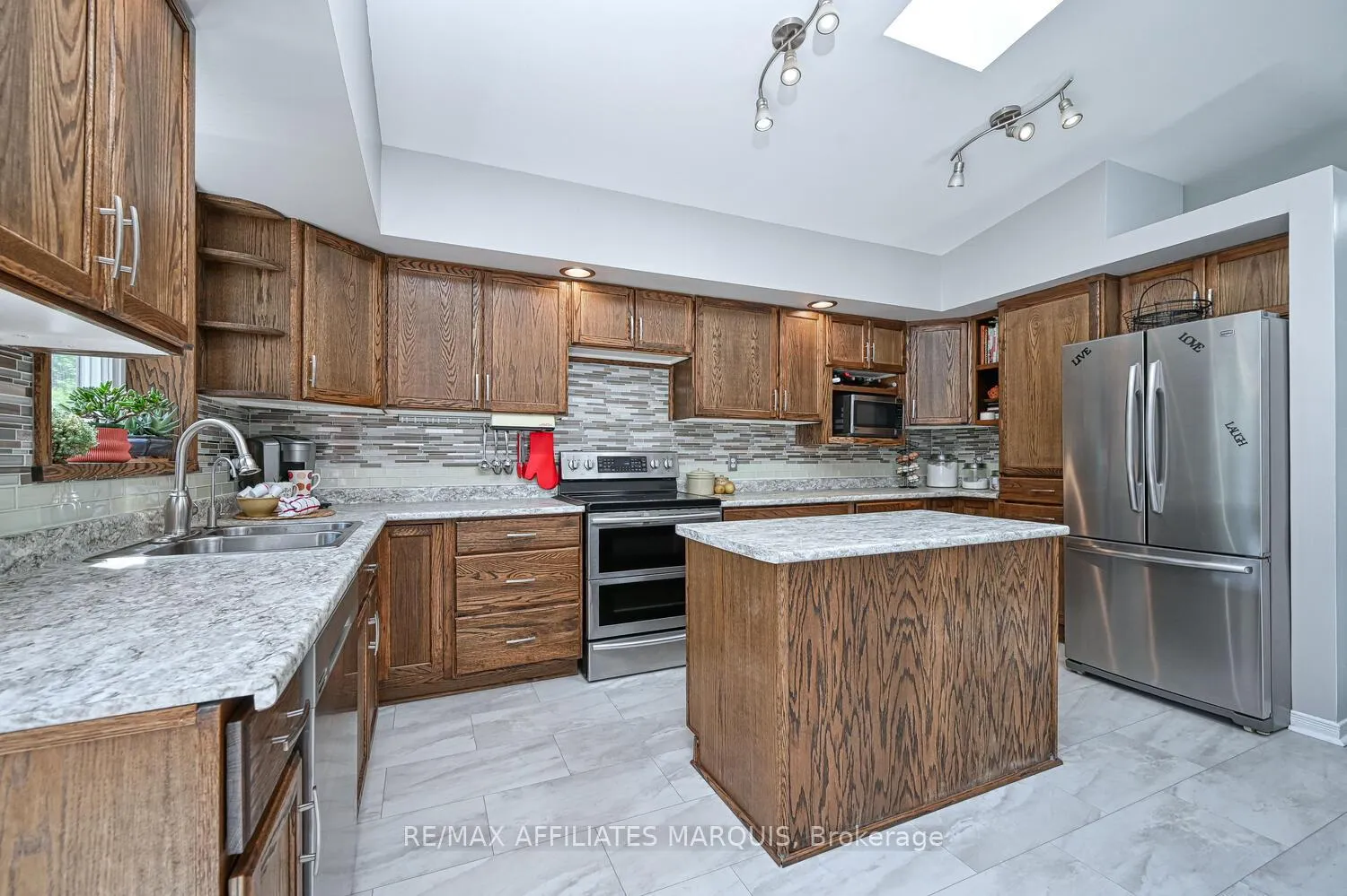Photo 13 of 193 Kellys Road, Rideau Lakes, Rideau Lakes (South Elmsley) Twp — HOMEH