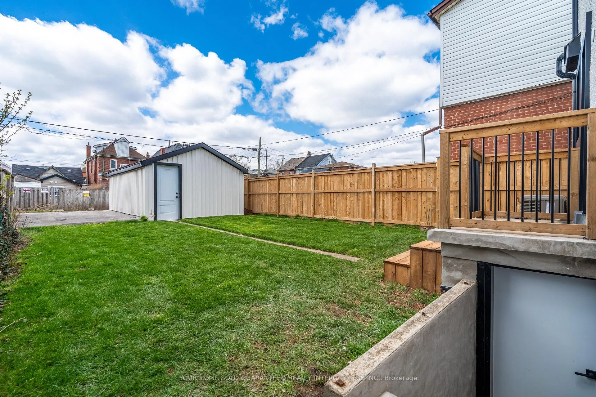 Photo 17 of 235 Balmoral Avenue, Hamilton, Crown Point — HOMEH