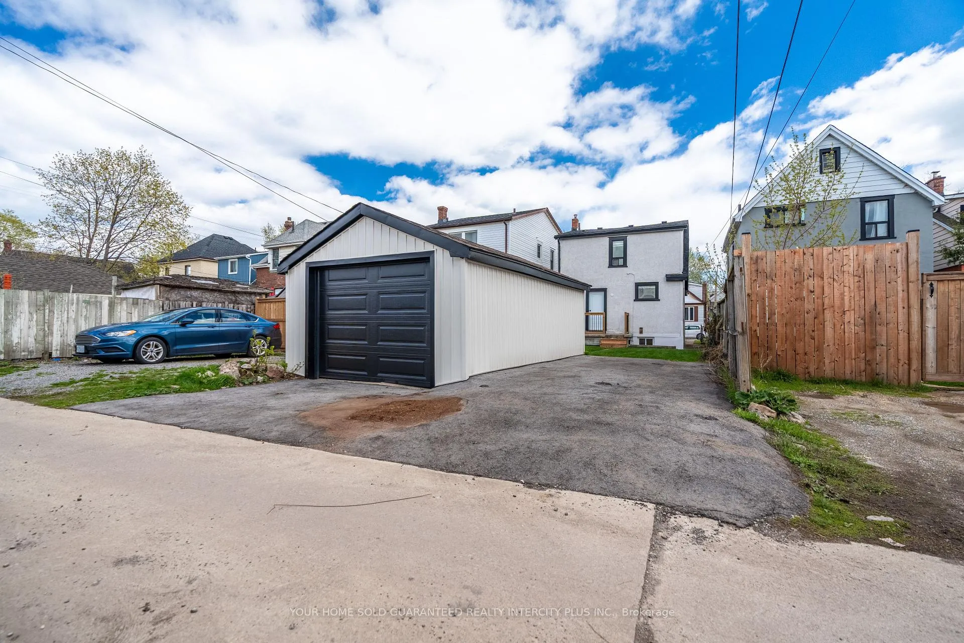 Photo 18 of 235 Balmoral Avenue, Hamilton, Crown Point — HOMEH