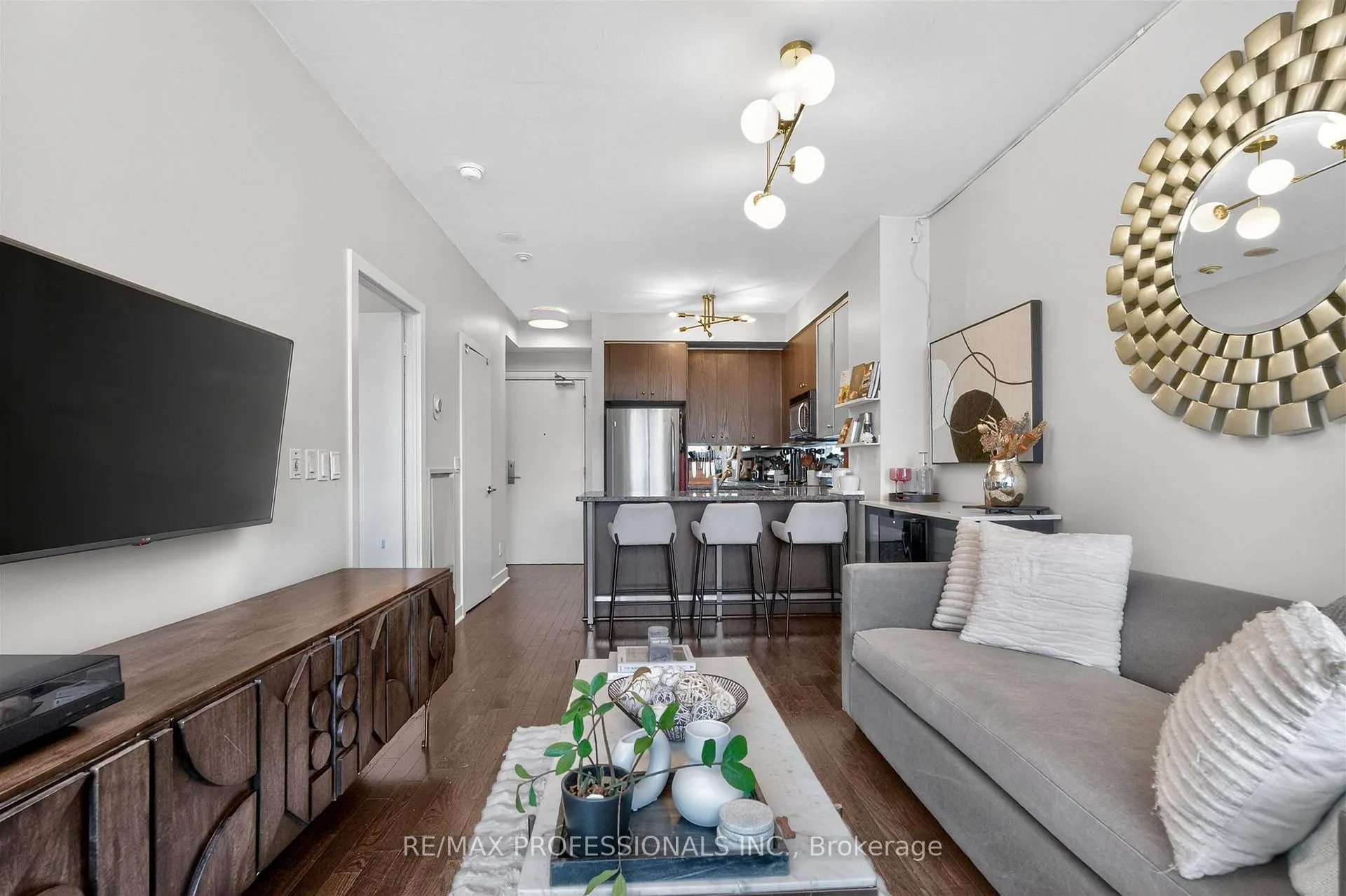 Photo 13 of Unit 1416, 438 King Street, Toronto, Waterfront Communities — HOMEH
