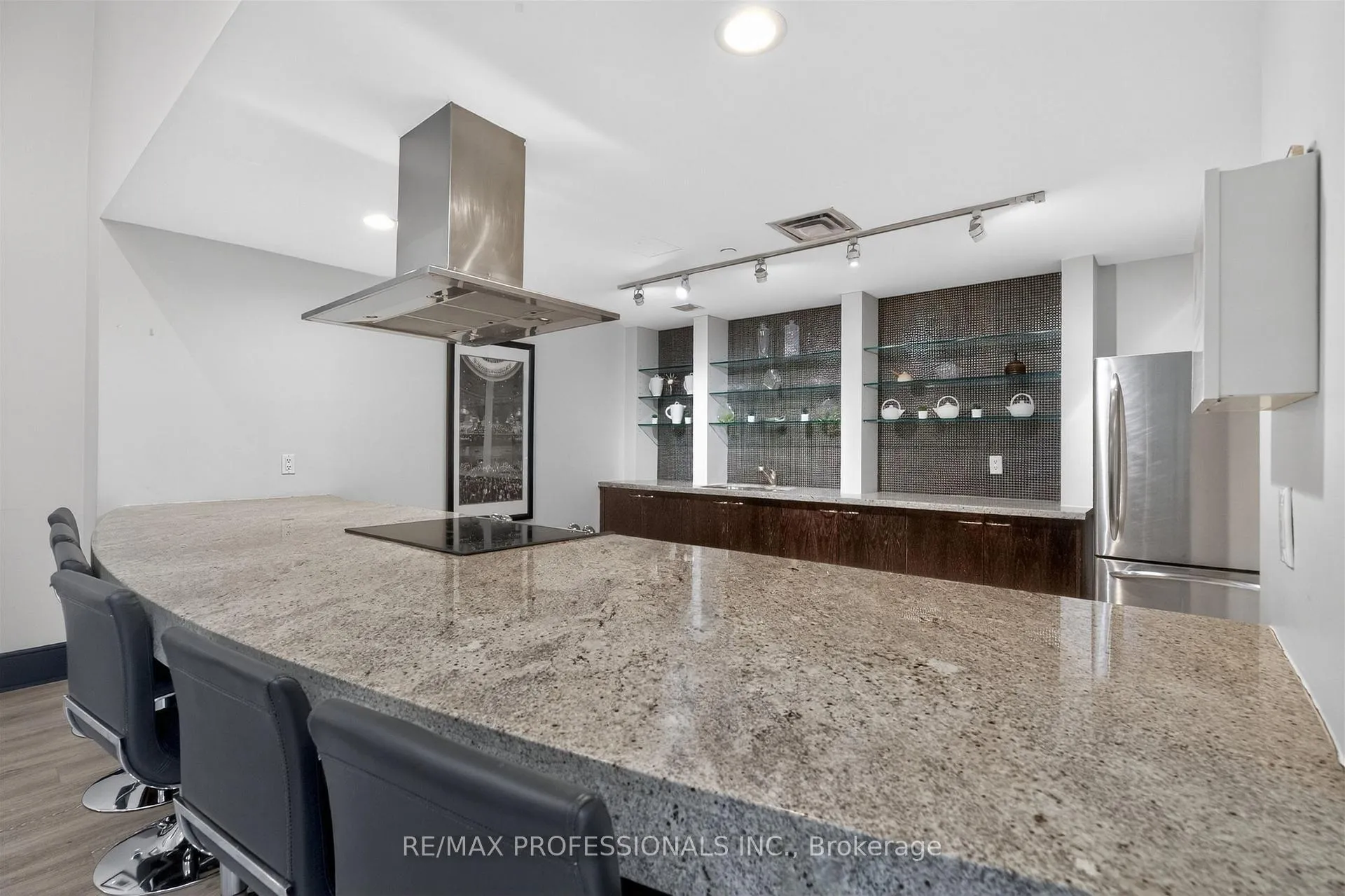 Photo 22 of Unit 1416, 438 King Street, Toronto, Waterfront Communities — HOMEH