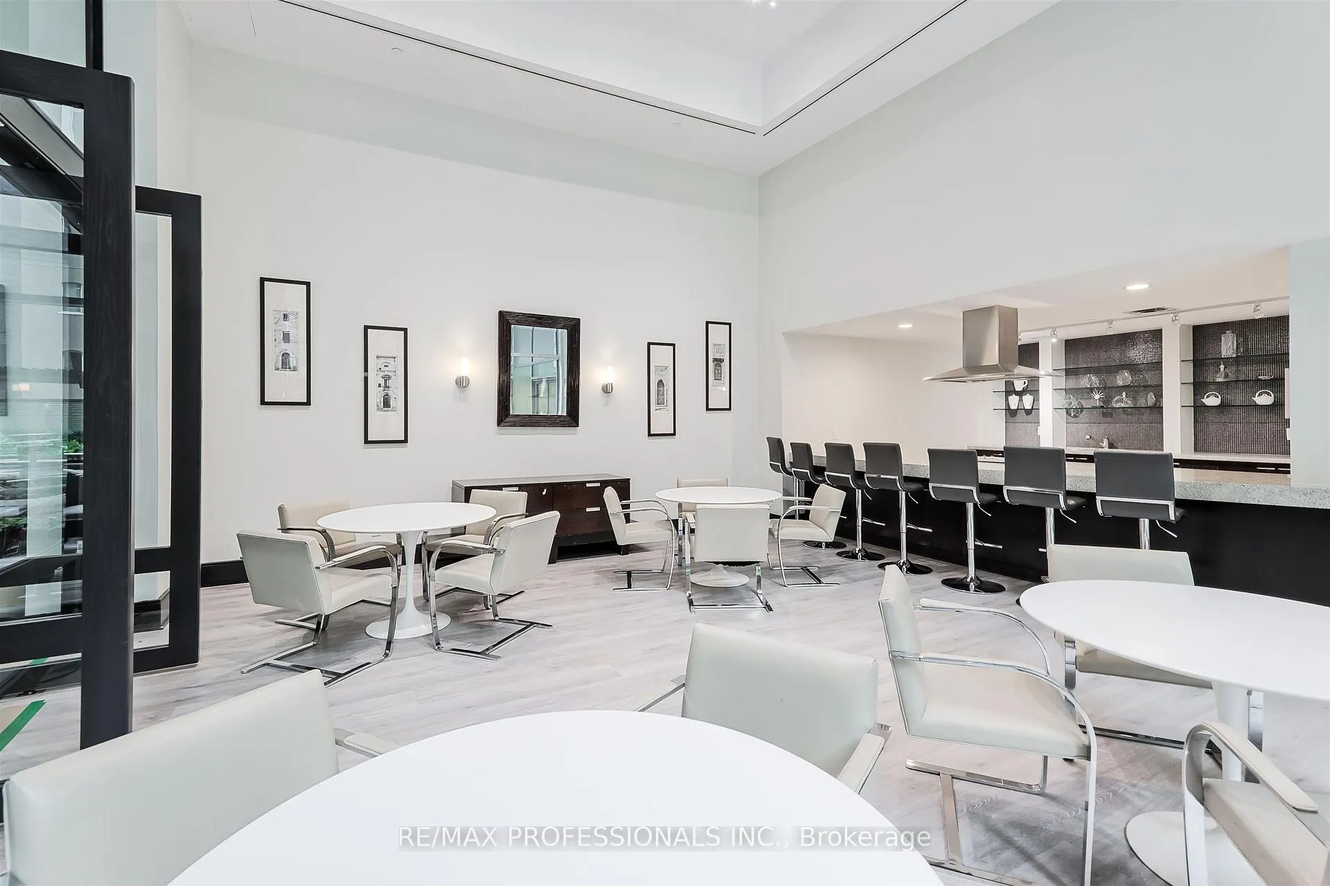 Photo 23 of Unit 1416, 438 King Street, Toronto, Waterfront Communities — HOMEH