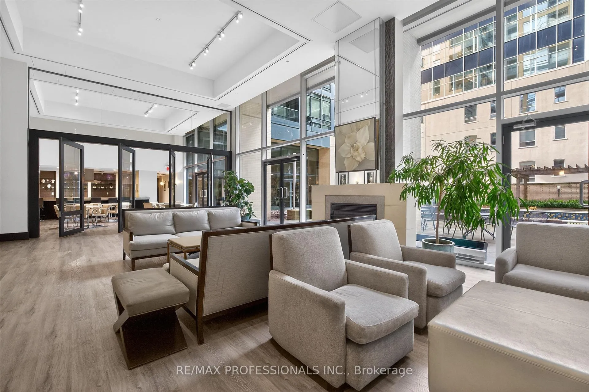 Photo 24 of Unit 1416, 438 King Street, Toronto, Waterfront Communities — HOMEH