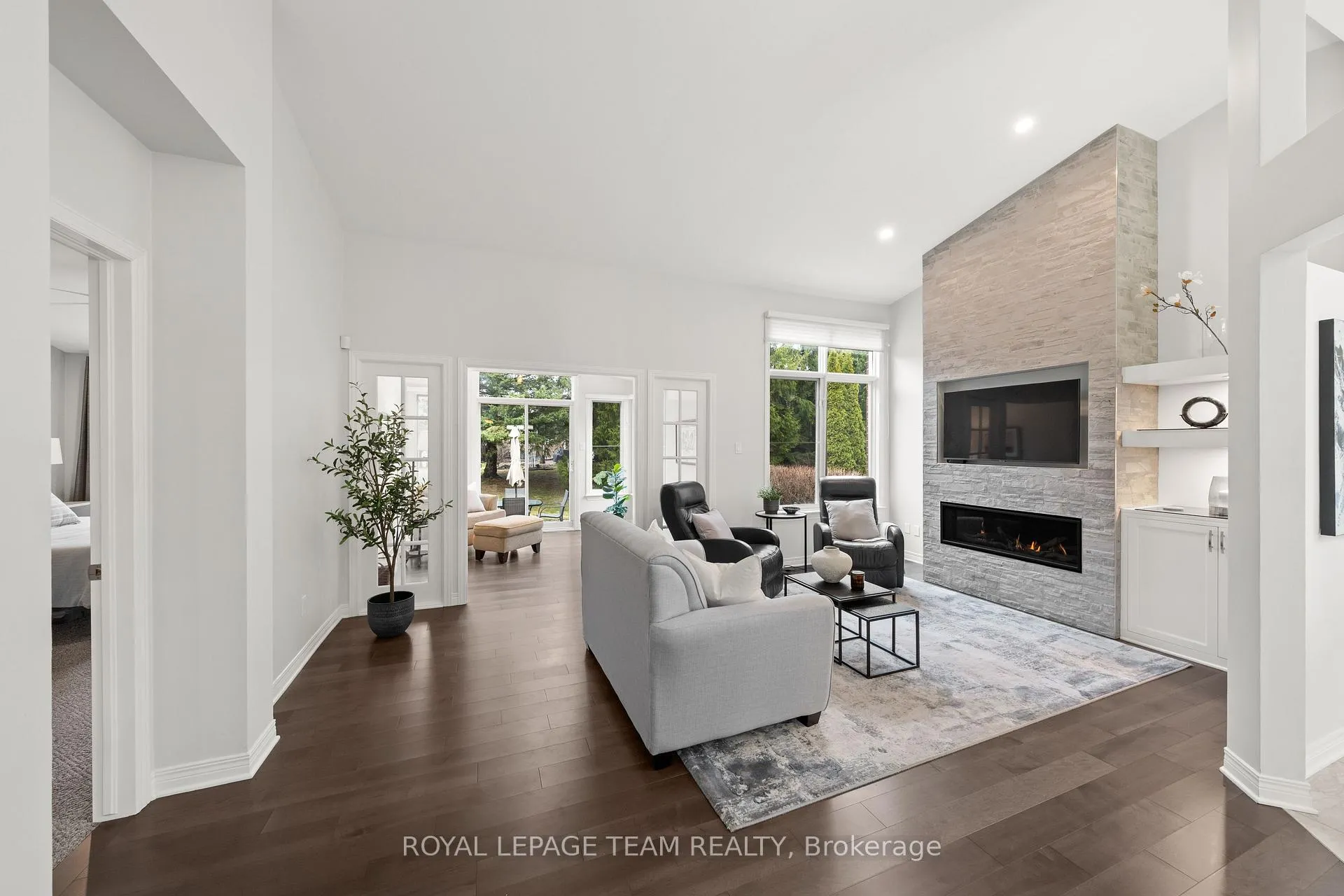 Photo 9 of 12 Coulson Court, Ottawa, Kanata - Kanata Lakes/Heritage Hills — HOMEH
