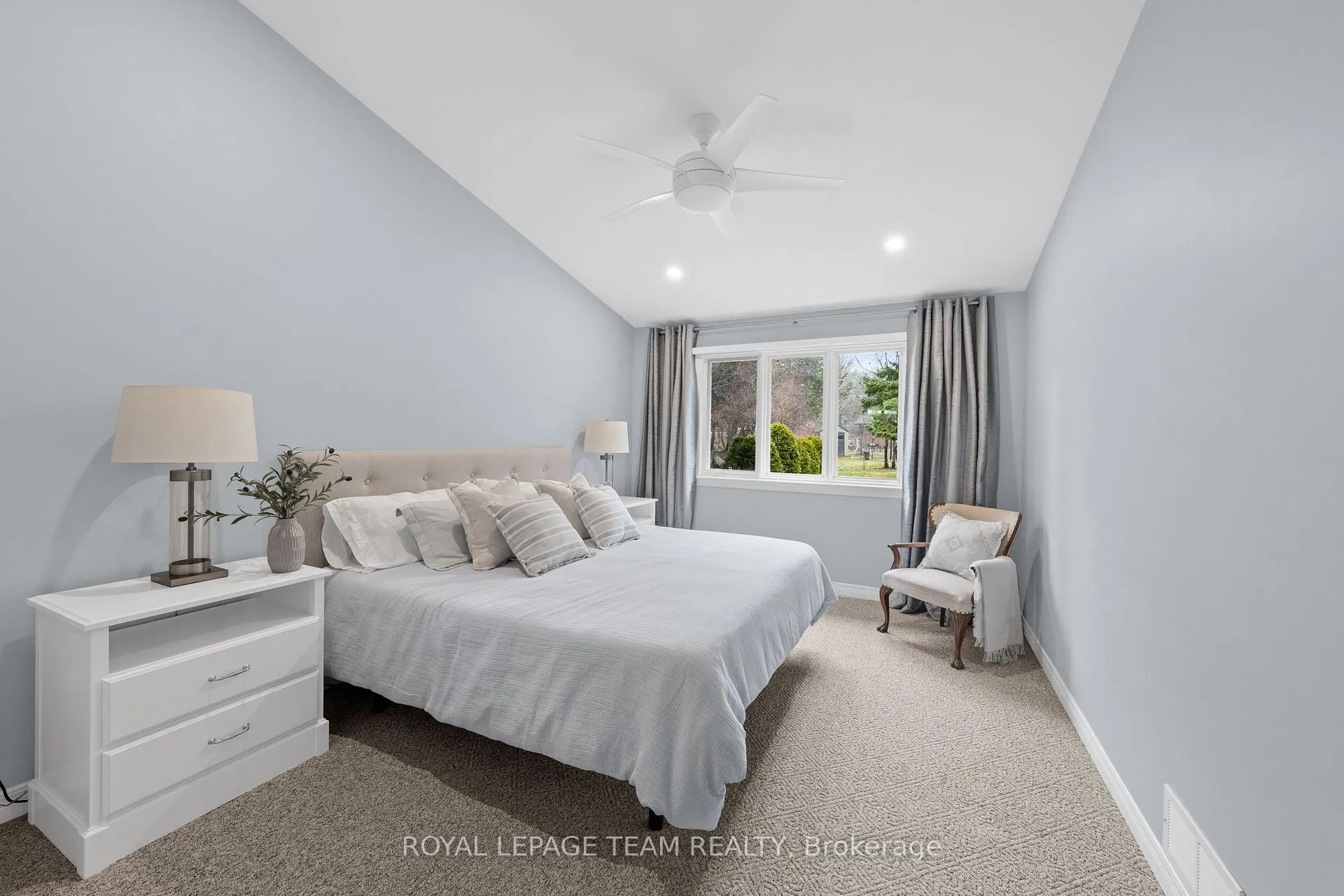 Photo 21 of 12 Coulson Court, Ottawa, Kanata - Kanata Lakes/Heritage Hills — HOMEH