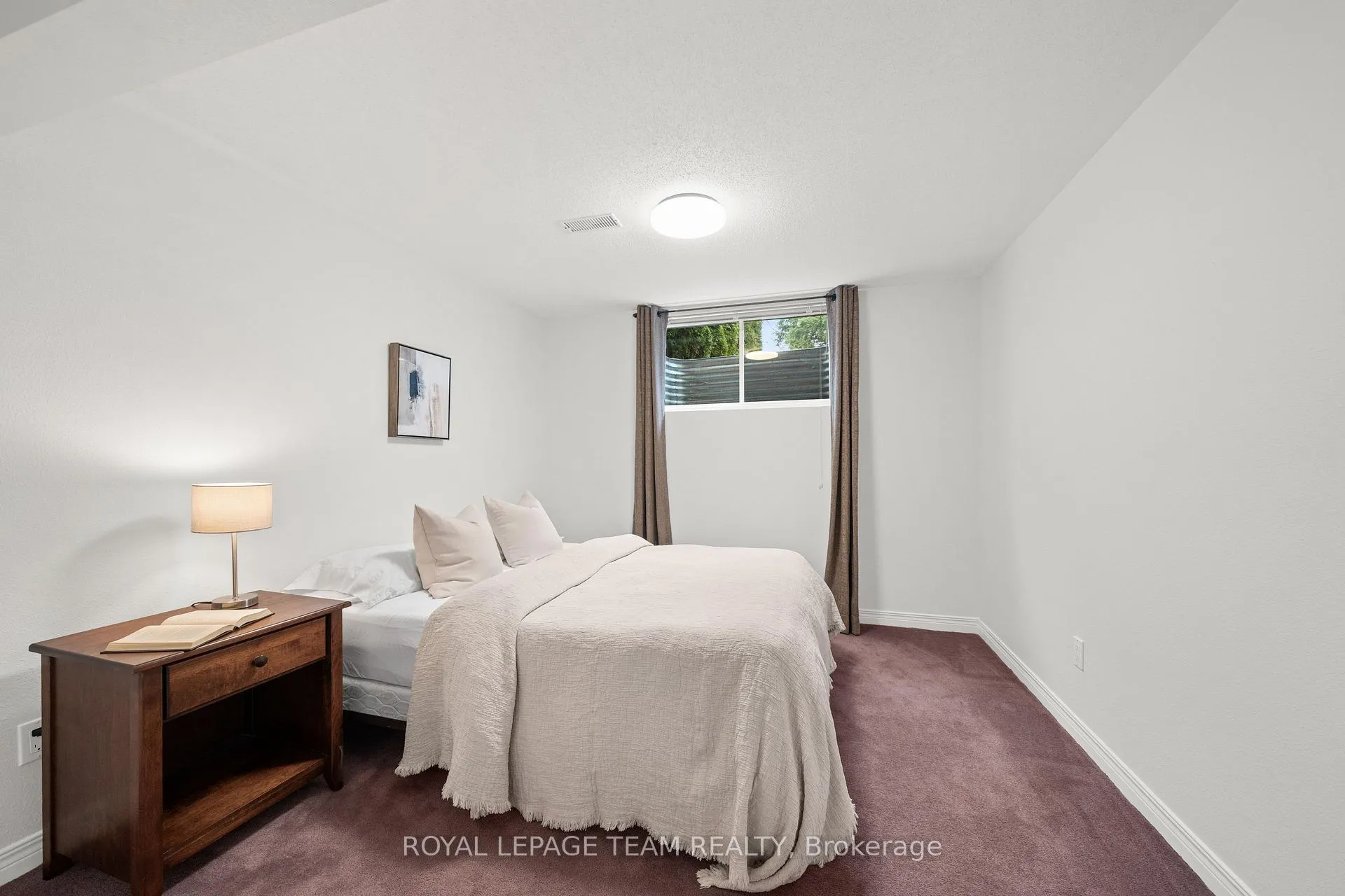 Photo 35 of 12 Coulson Court, Ottawa, Kanata - Kanata Lakes/Heritage Hills — HOMEH