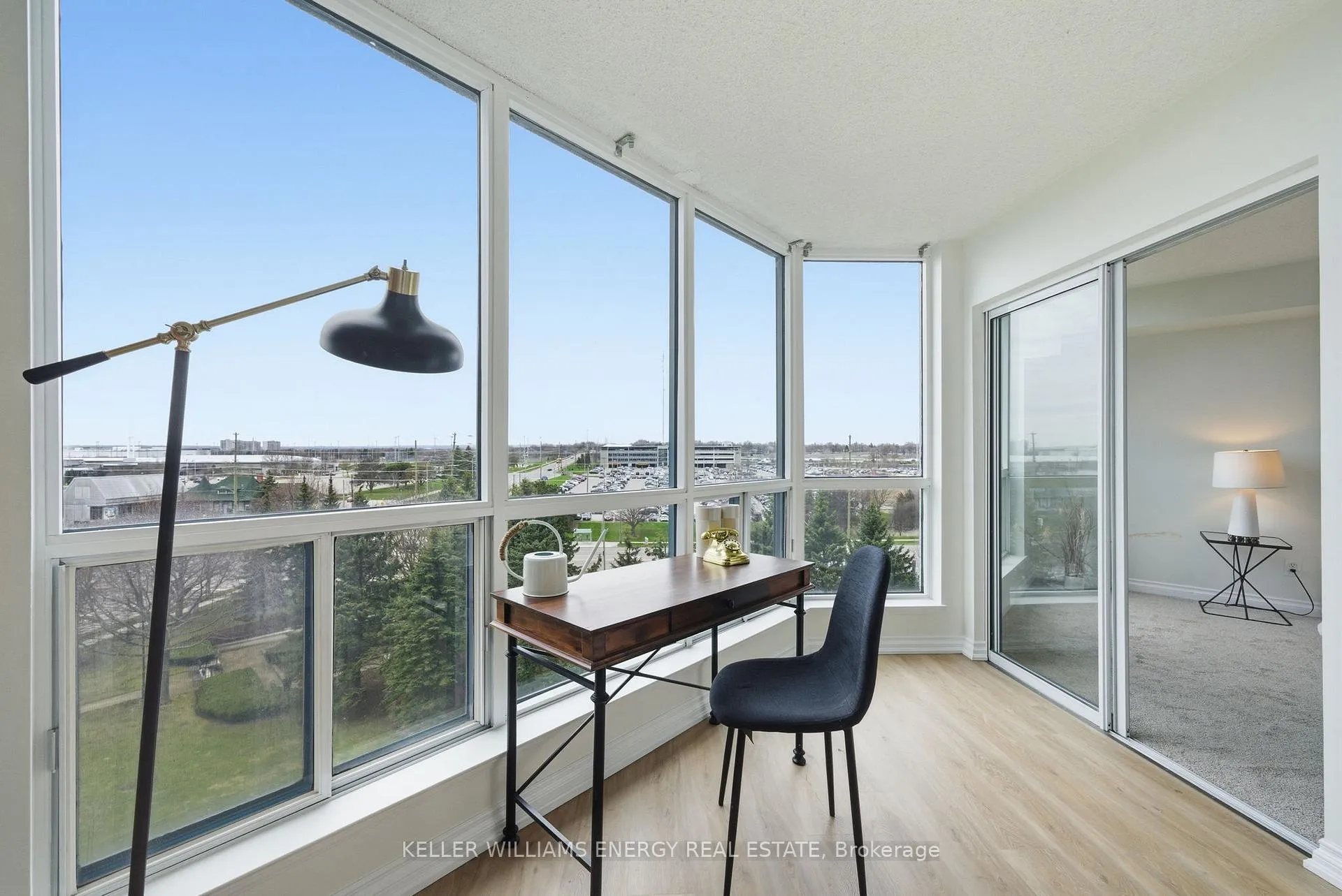 Photo 13 of Unit 610, 360 Watson Street W, Whitby, Port Whitby — HOMEH