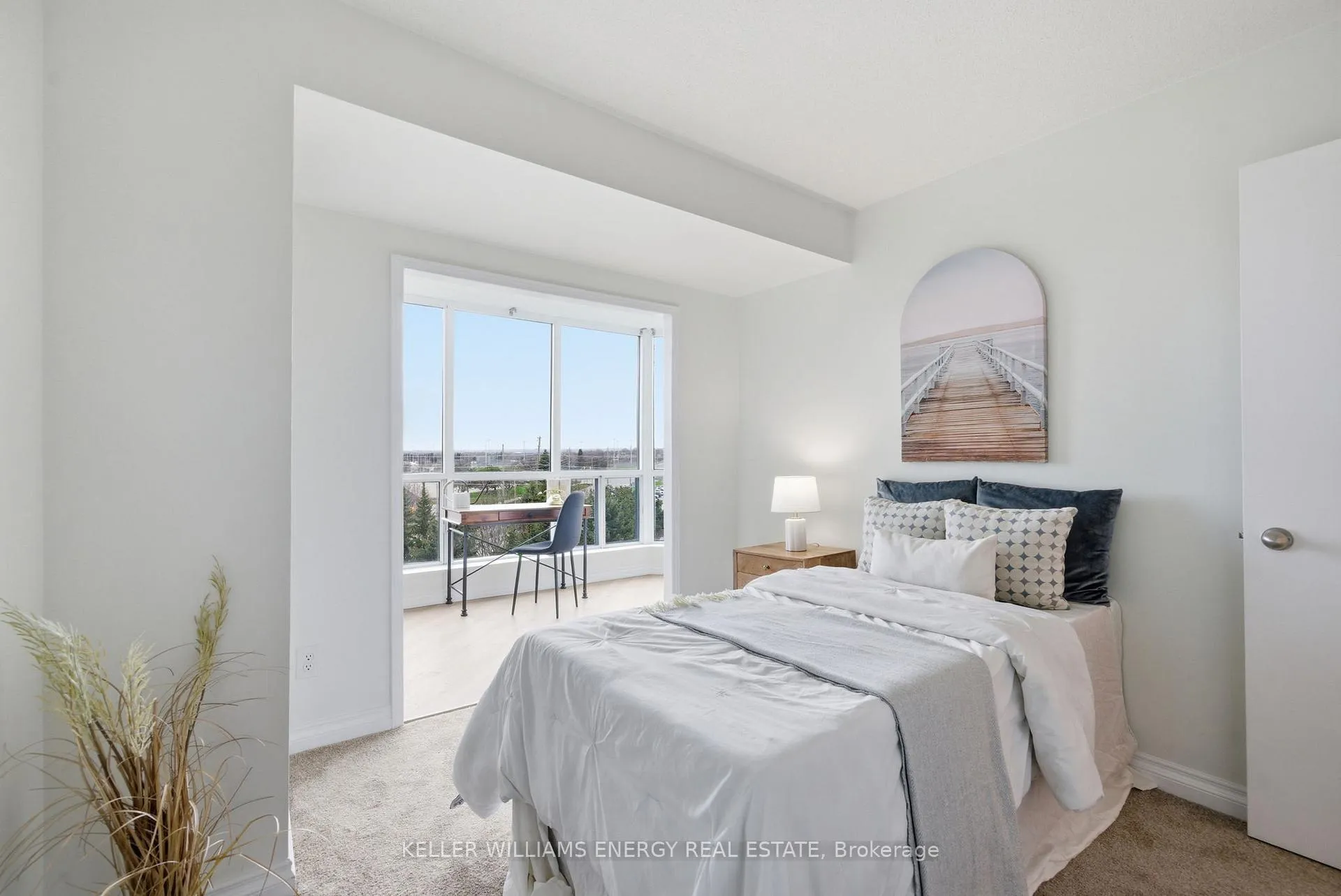 Photo 16 of Unit 610, 360 Watson Street W, Whitby, Port Whitby — HOMEH