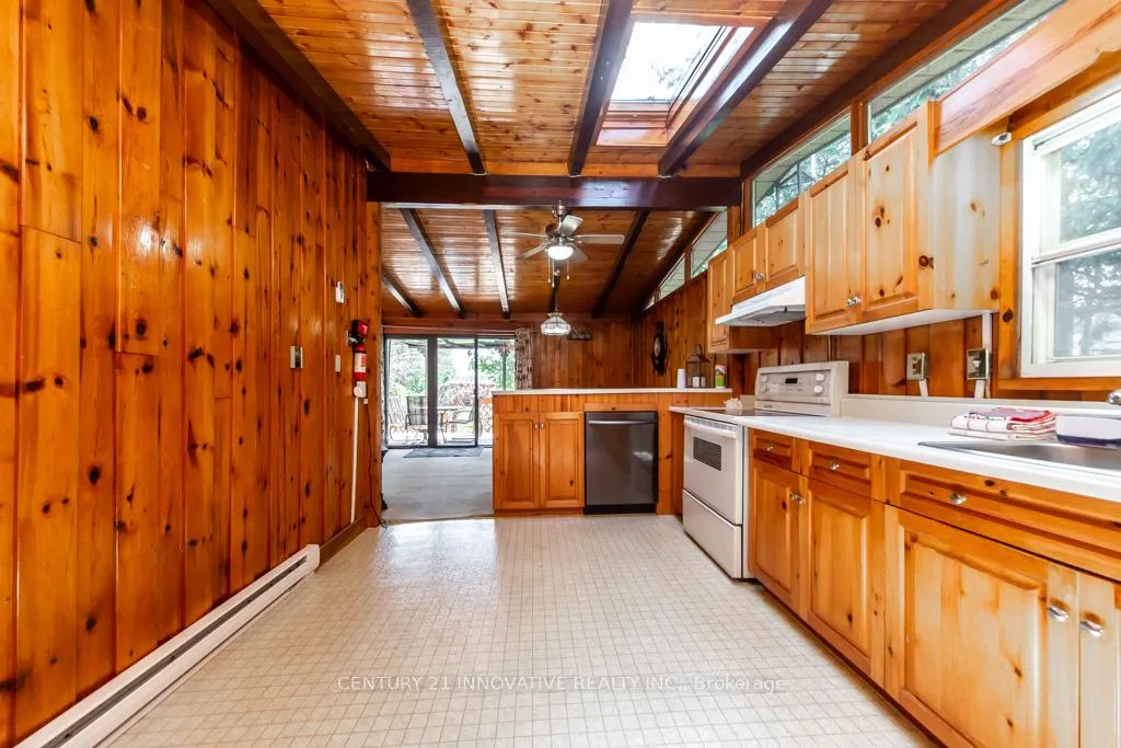Photo 10 of 159 Mcguire Beach Road, Kawartha Lakes, Carden — HOMEH
