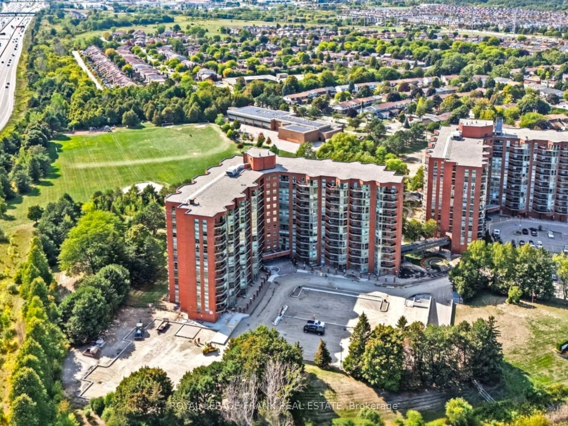 Photo 19 of Unit 819, 20 Dean Park Road, Scarborough, Rouge — HOMEH