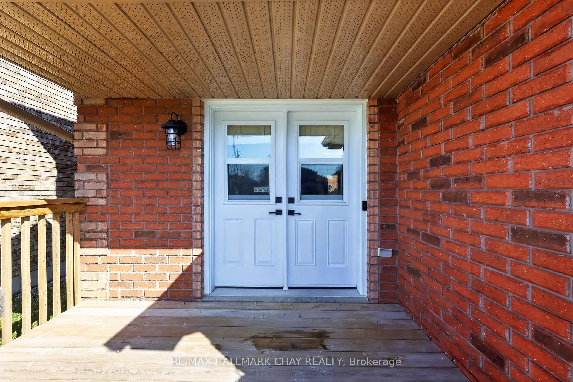 Photo 6 of 37 Majesty Boulevard, Barrie, Innis-Shore — HOMEH