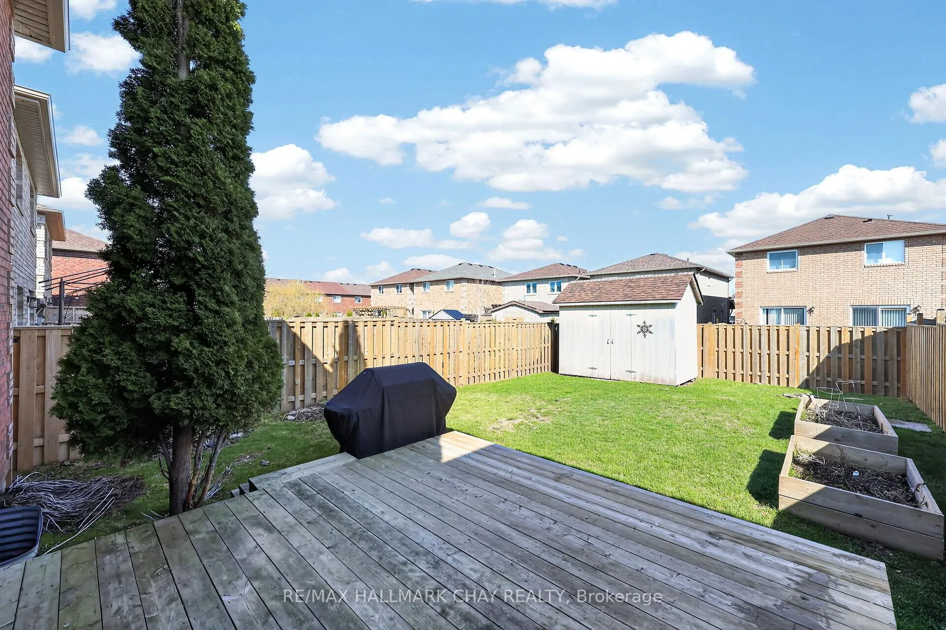 Photo 30 of 37 Majesty Boulevard, Barrie, Innis-Shore — HOMEH