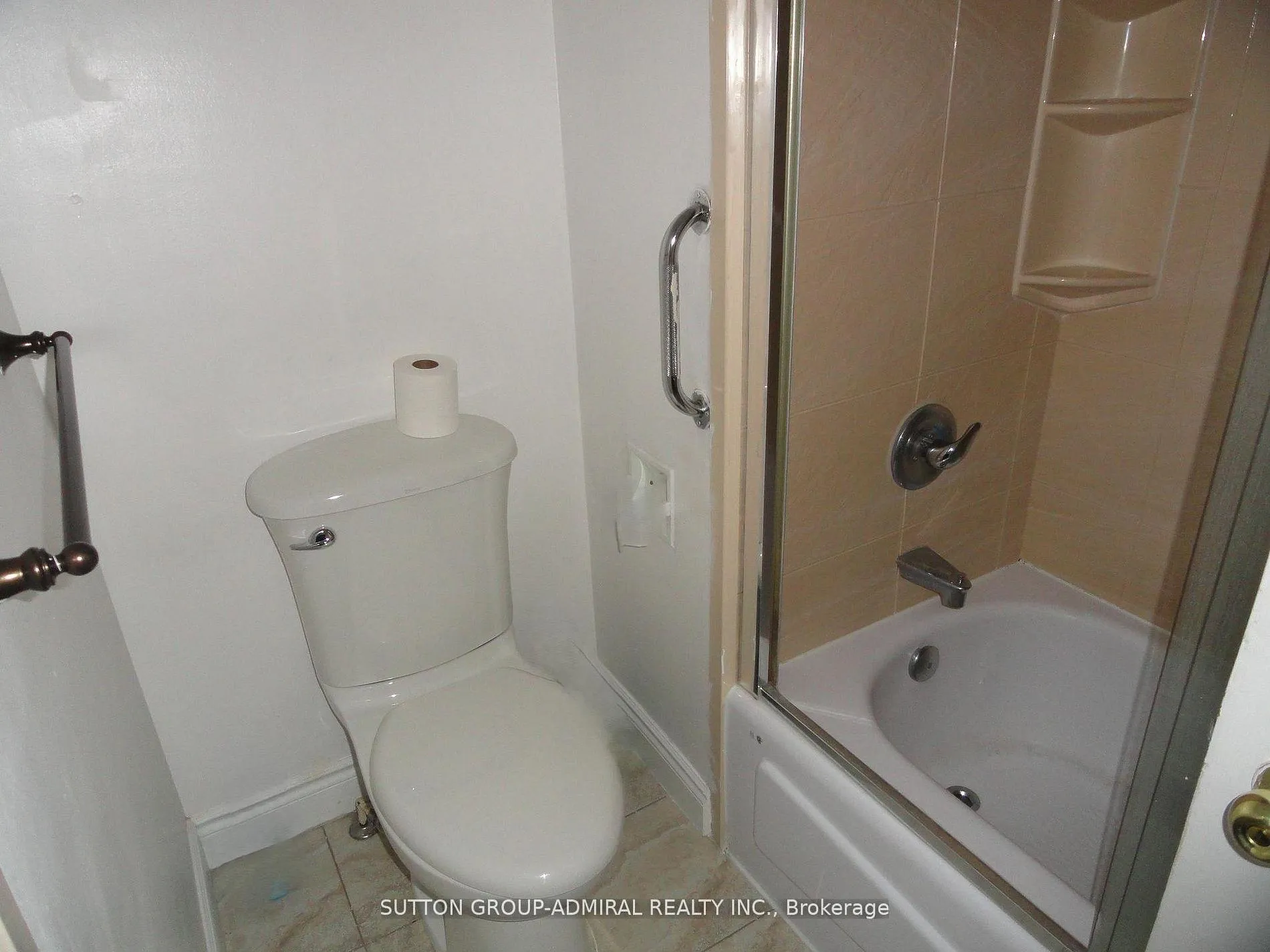 Photo 8 of 137 Ashton Crescent, Brampton, Central Park — HOMEH
