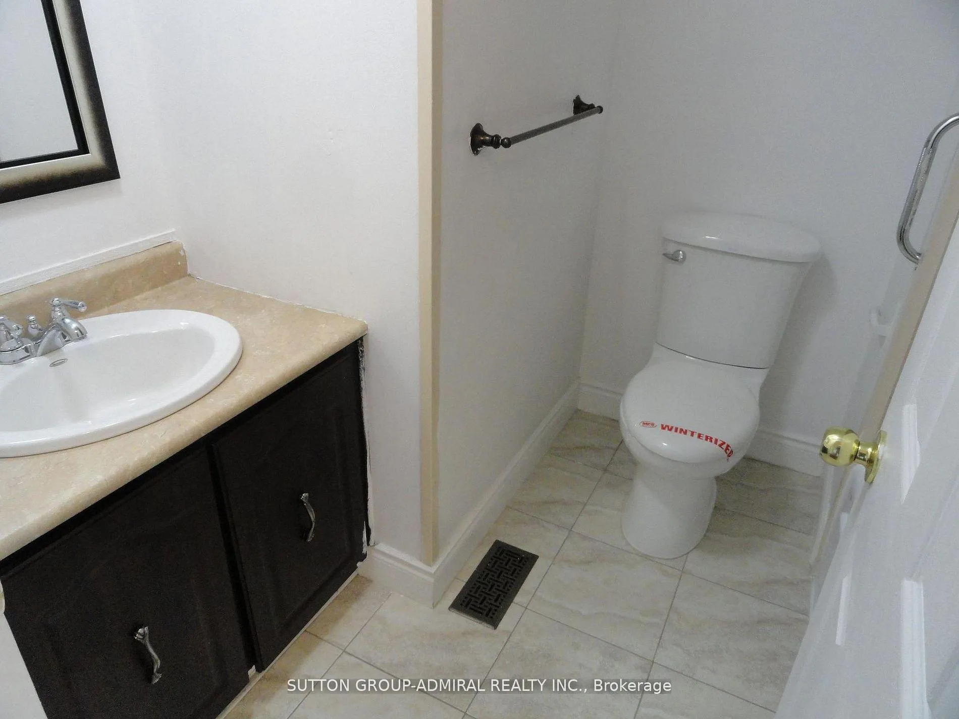 Photo 9 of 137 Ashton Crescent, Brampton, Central Park — HOMEH