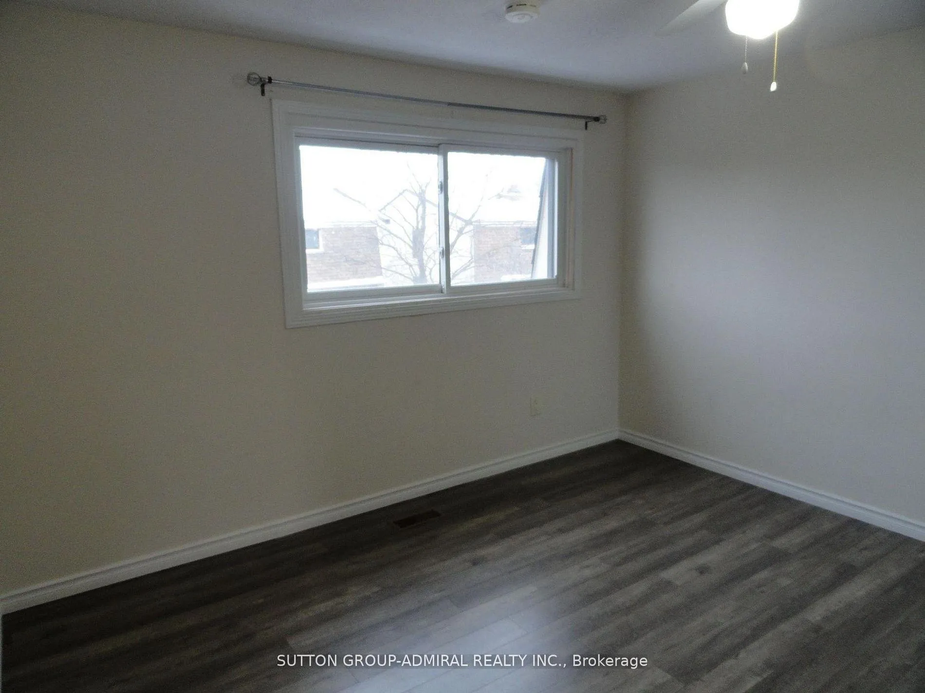 Photo 10 of 137 Ashton Crescent, Brampton, Central Park — HOMEH