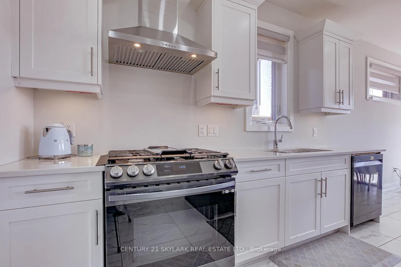 Photo 8 of 2033 Lockwood Crescent, Strathroy-Caradoc, Rural Strathroy-Caradoc — HOMEH