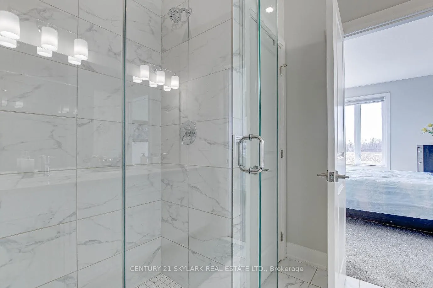Photo 20 of 2033 Lockwood Crescent, Strathroy-Caradoc, Rural Strathroy-Caradoc — HOMEH