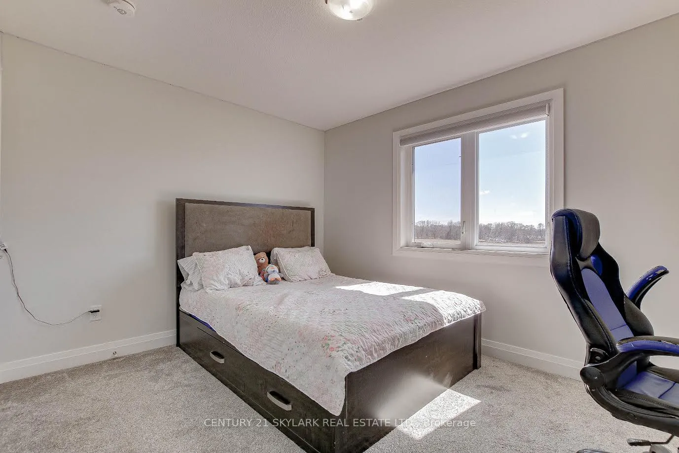 Photo 21 of 2033 Lockwood Crescent, Strathroy-Caradoc, Rural Strathroy-Caradoc — HOMEH