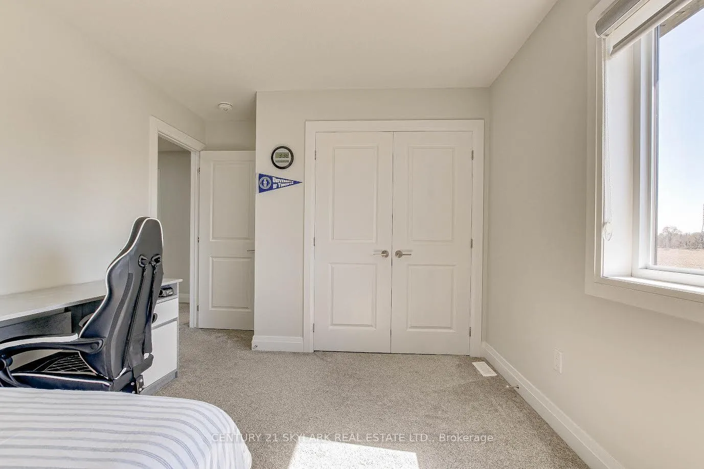 Photo 23 of 2033 Lockwood Crescent, Strathroy-Caradoc, Rural Strathroy-Caradoc — HOMEH