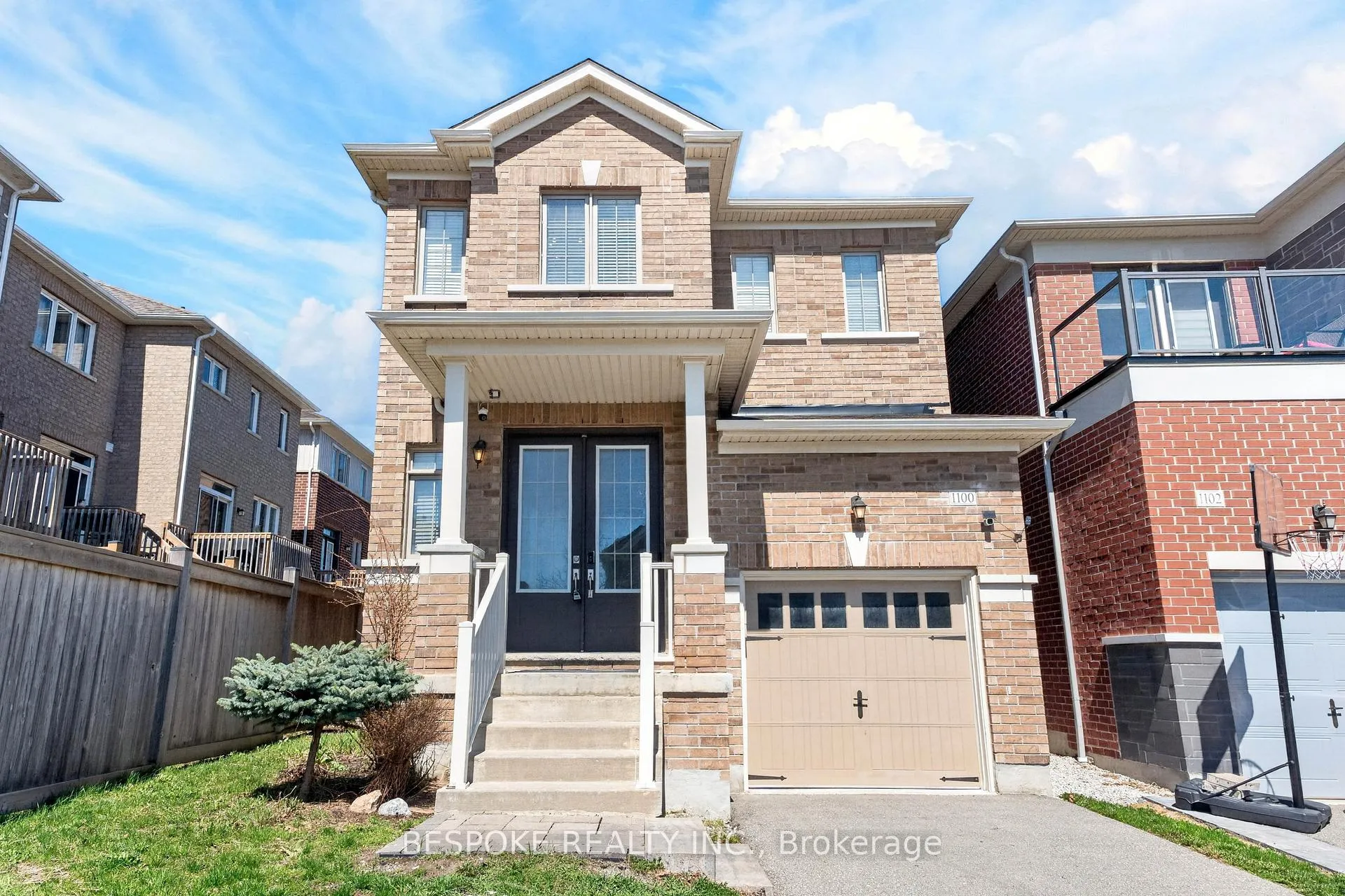 Photo 1 of 1100 Cactus Crescent, Pickering, Rural Pickering — HOMEH