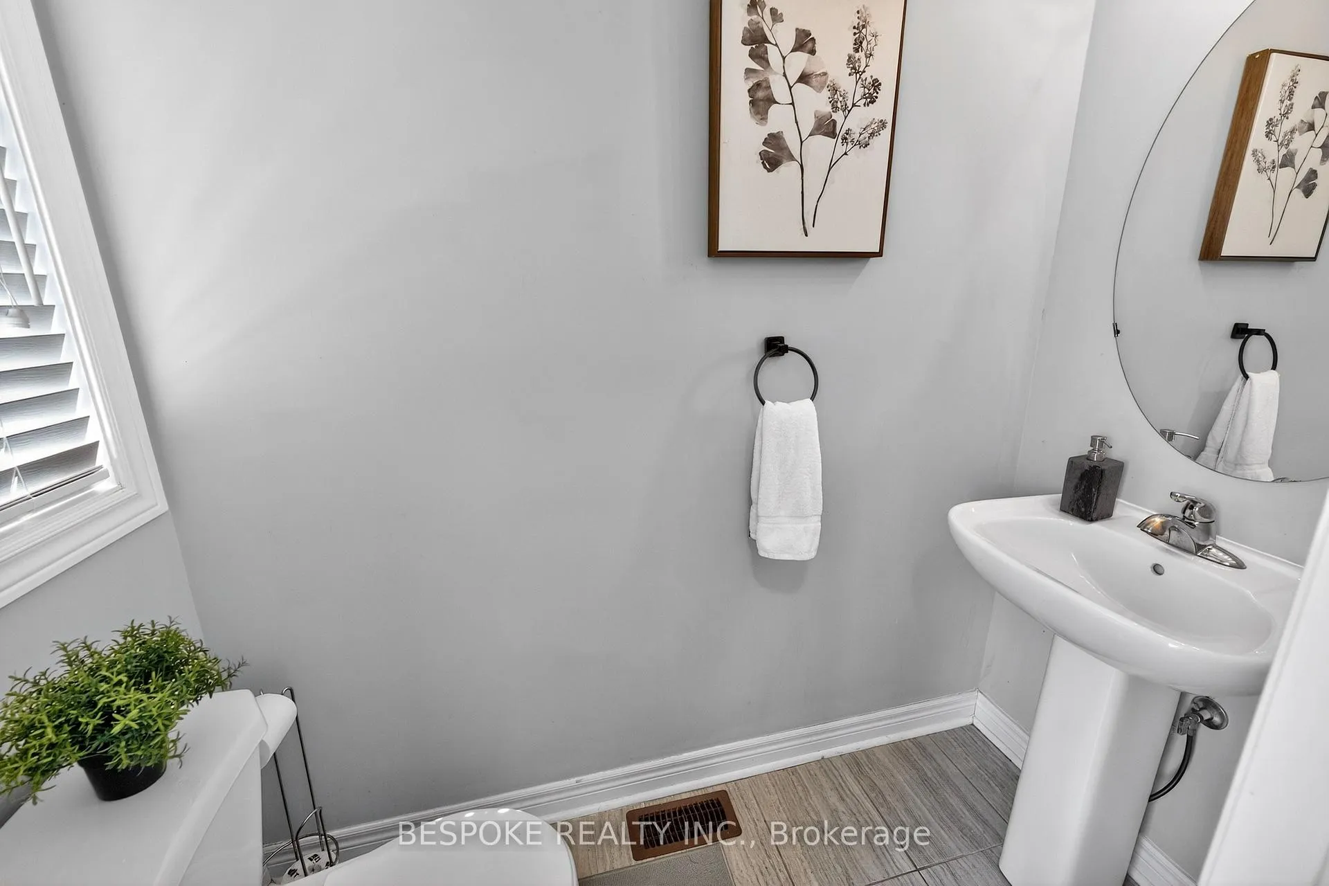 Photo 18 of 1100 Cactus Crescent, Pickering, Rural Pickering — HOMEH
