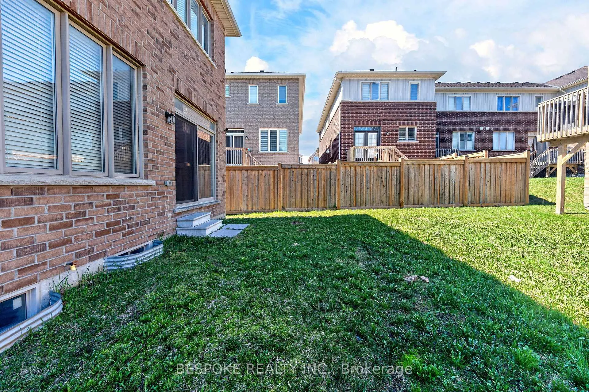Photo 32 of 1100 Cactus Crescent, Pickering, Rural Pickering — HOMEH
