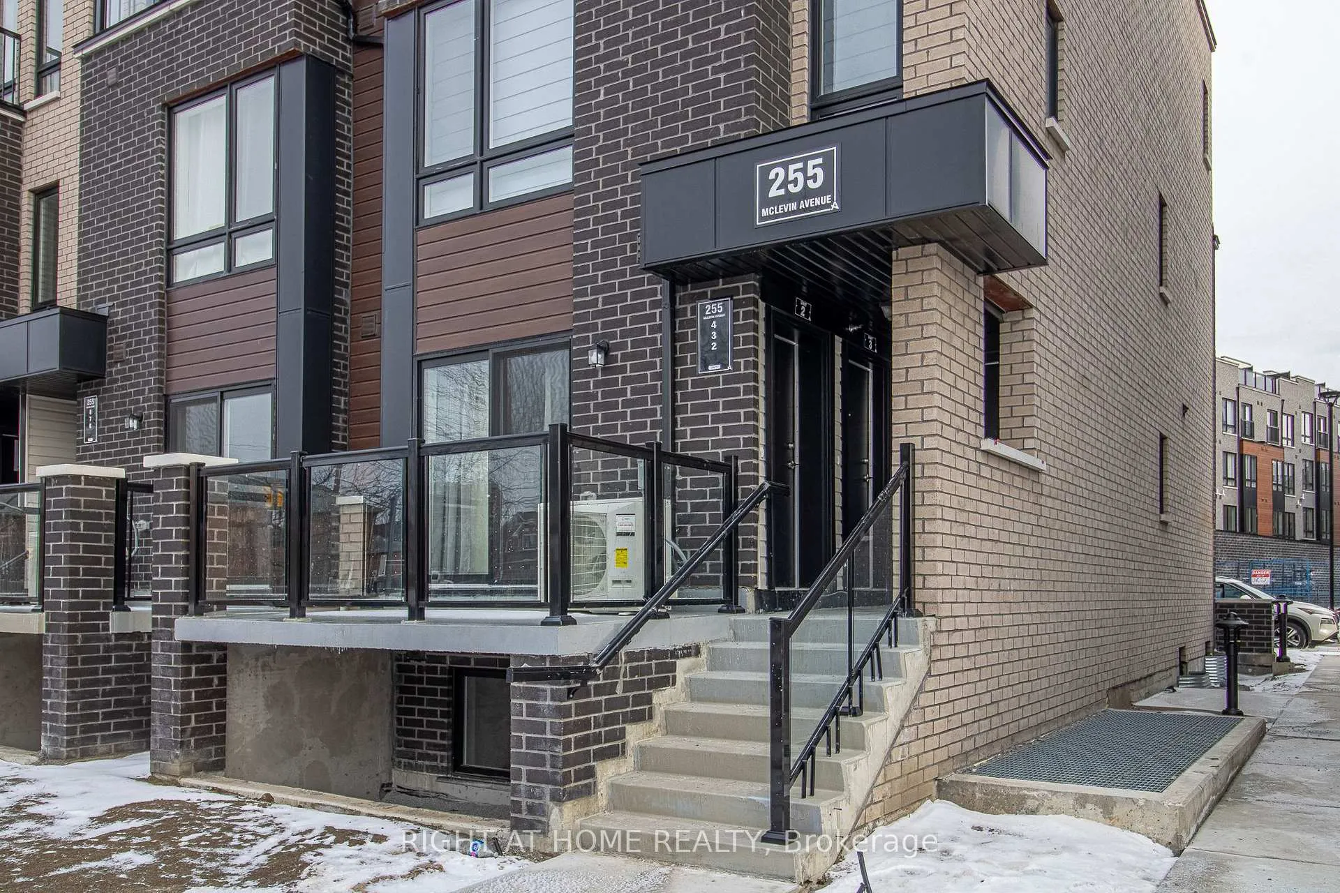 Photo 2 of Unit 2, 255 McLevin Avenue, Scarborough, Malvern — HOMEH