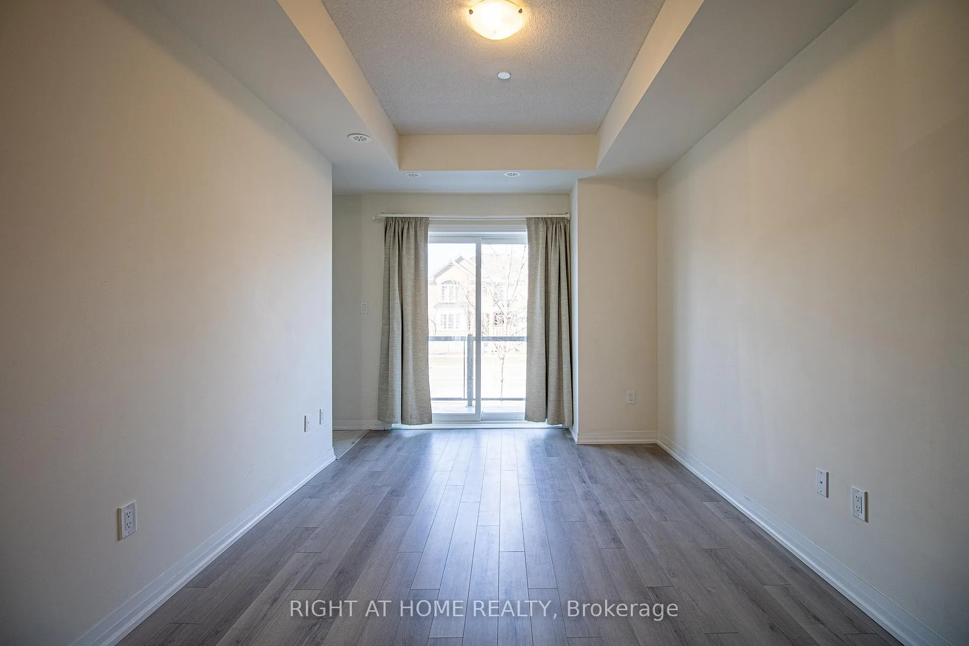 Photo 9 of Unit 2, 255 McLevin Avenue, Scarborough, Malvern — HOMEH