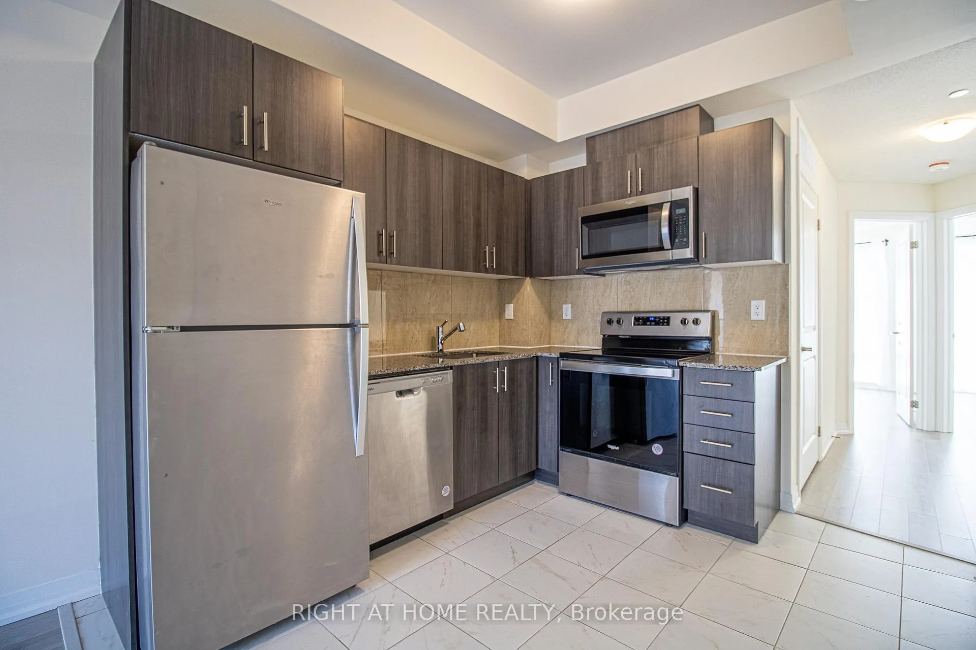 Photo 11 of Unit 2, 255 McLevin Avenue, Scarborough, Malvern — HOMEH