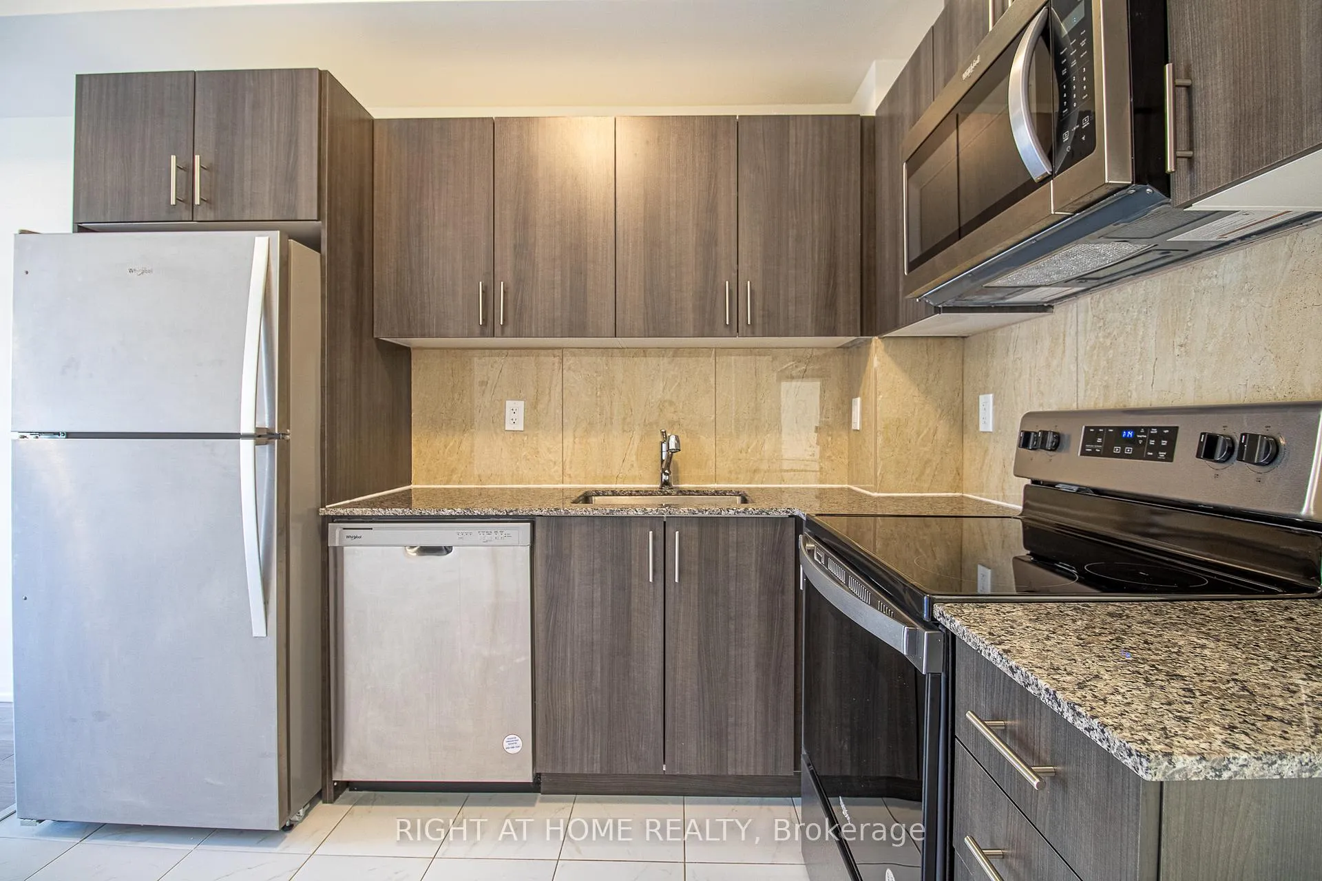 Photo 13 of Unit 2, 255 McLevin Avenue, Scarborough, Malvern — HOMEH