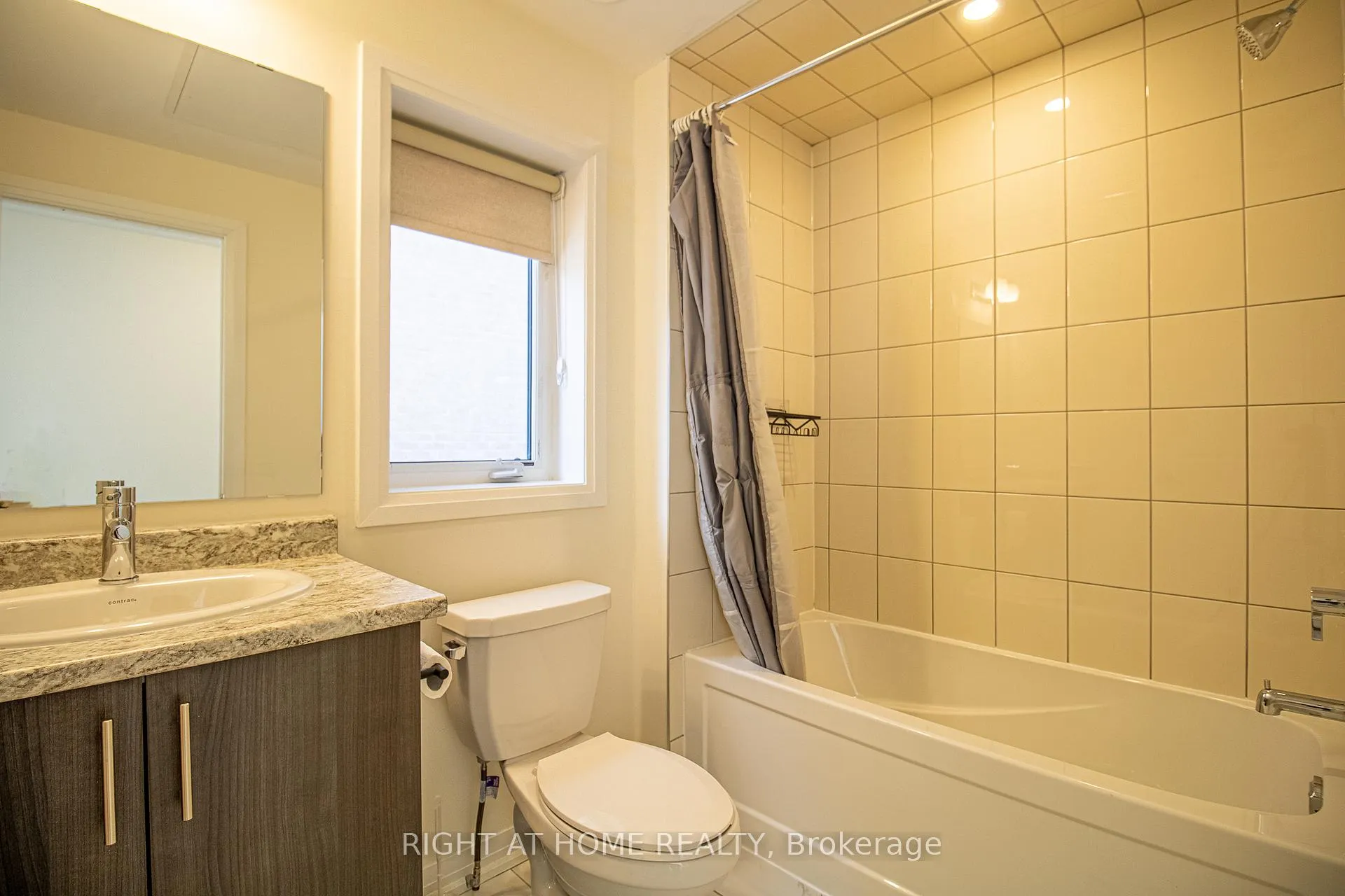 Photo 24 of Unit 2, 255 McLevin Avenue, Scarborough, Malvern — HOMEH