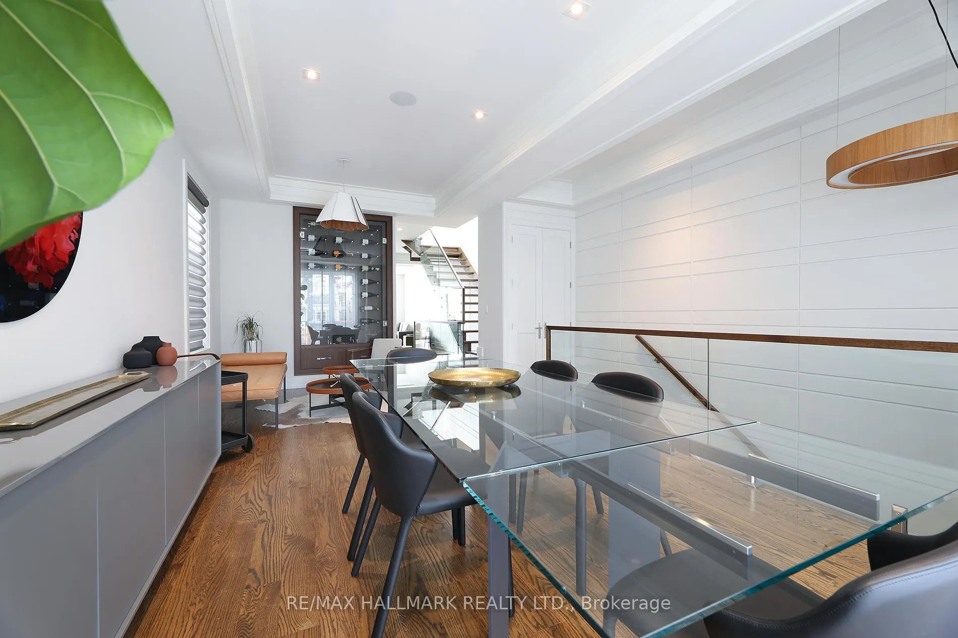 Photo 9 of 159 Roe Avenue, Toronto, Bedford Park-Nortown — HOMEH