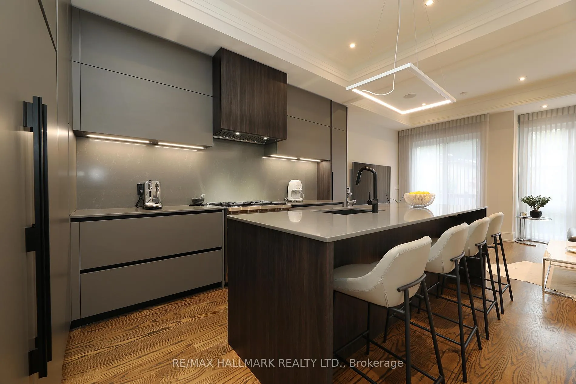 Photo 12 of 159 Roe Avenue, Toronto, Bedford Park-Nortown — HOMEH