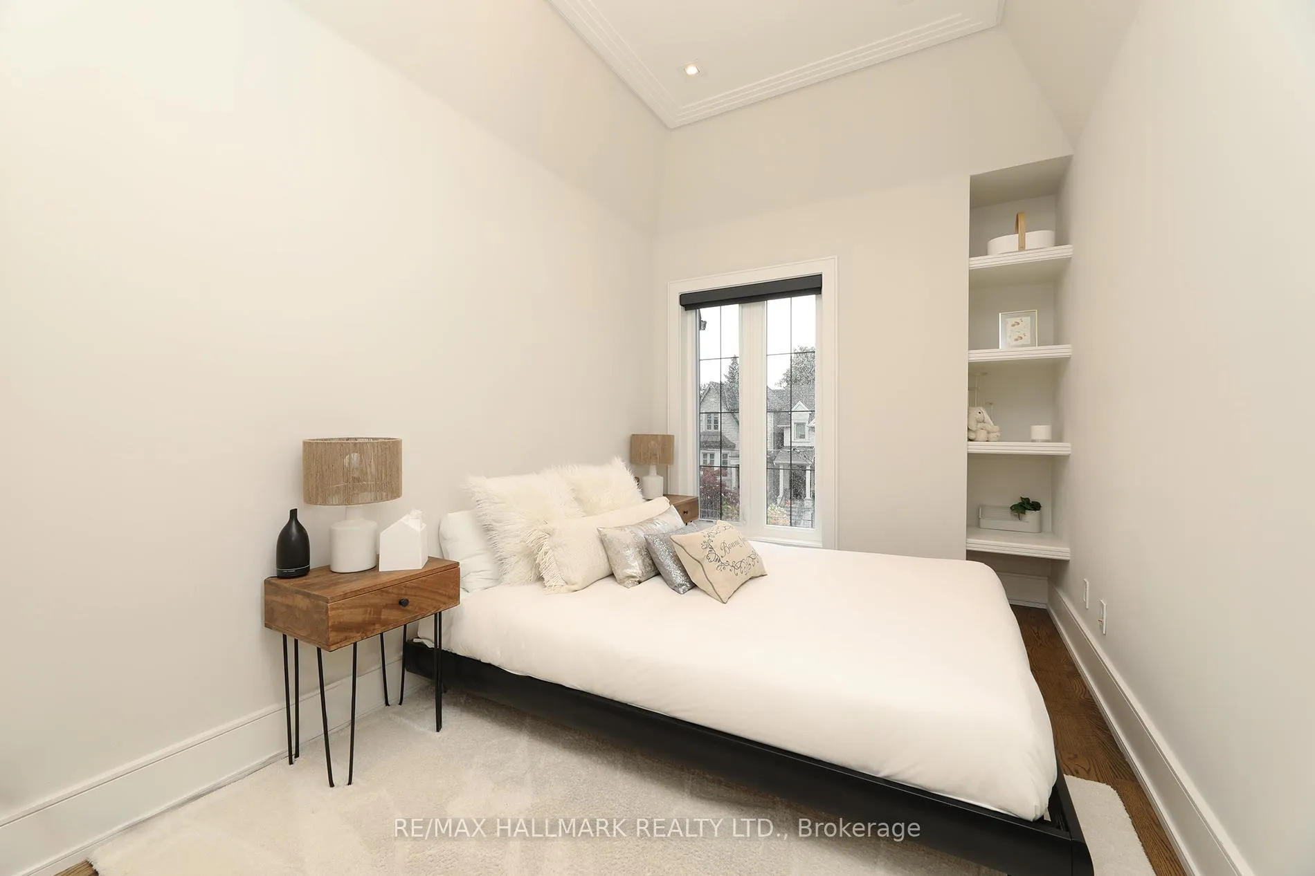 Photo 32 of 159 Roe Avenue, Toronto, Bedford Park-Nortown — HOMEH