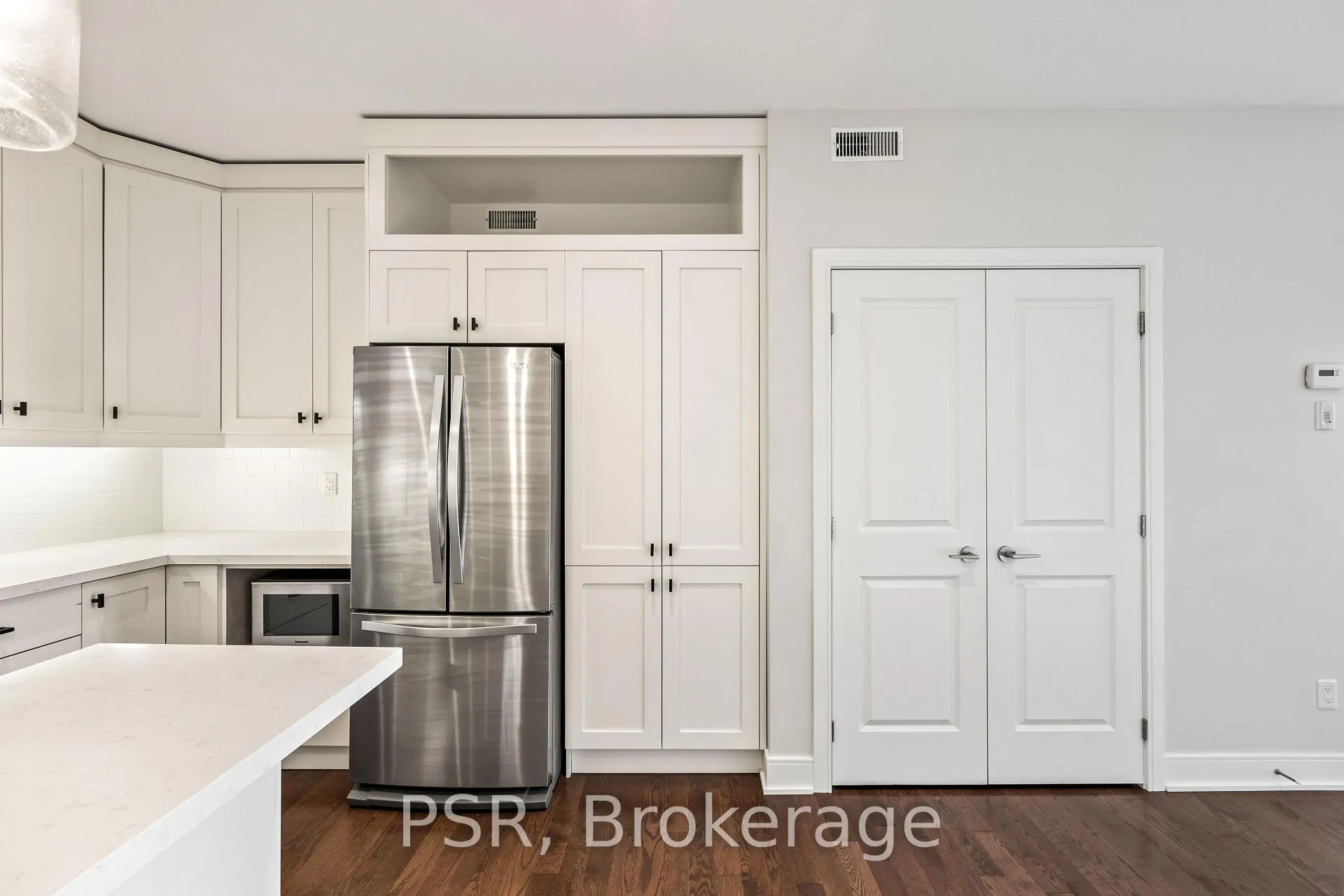 Photo 5 of Unit 4, 114 Ossington Avenue, Toronto, Trinity-Bellwoods — HOMEH