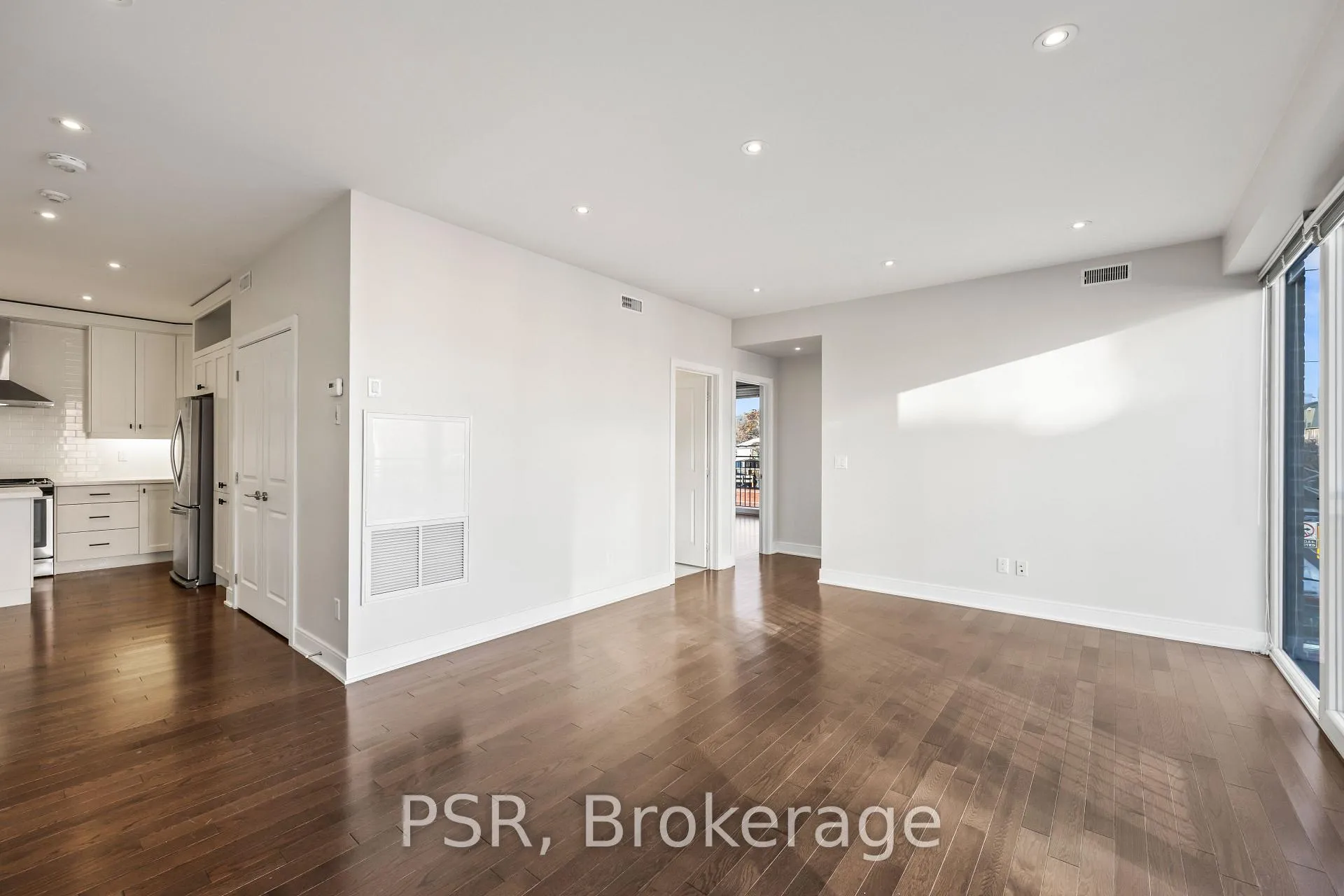Photo 10 of Unit 4, 114 Ossington Avenue, Toronto, Trinity-Bellwoods — HOMEH